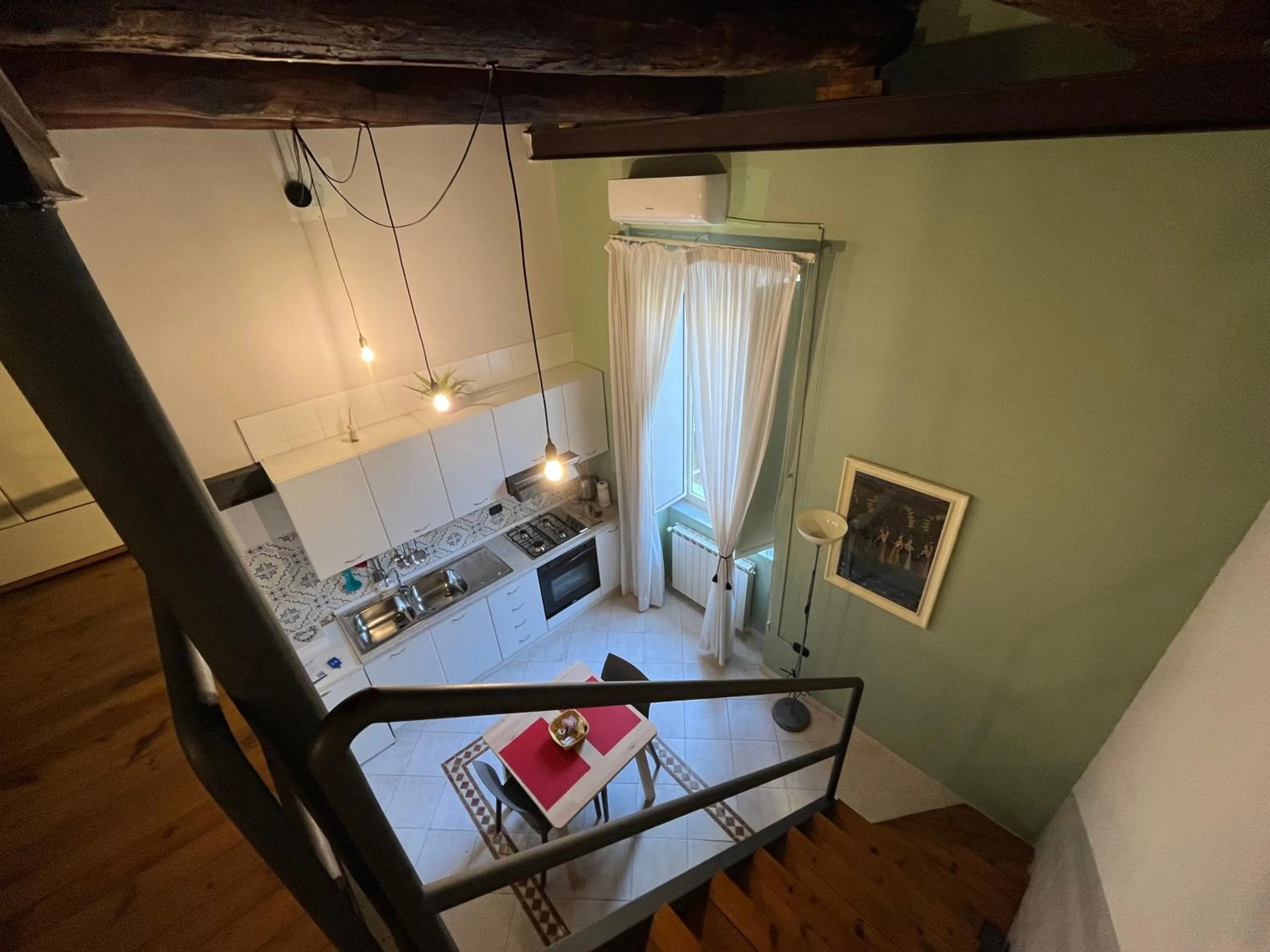 Photo of the whole room, Bed in Case Così Apartments - Napoli