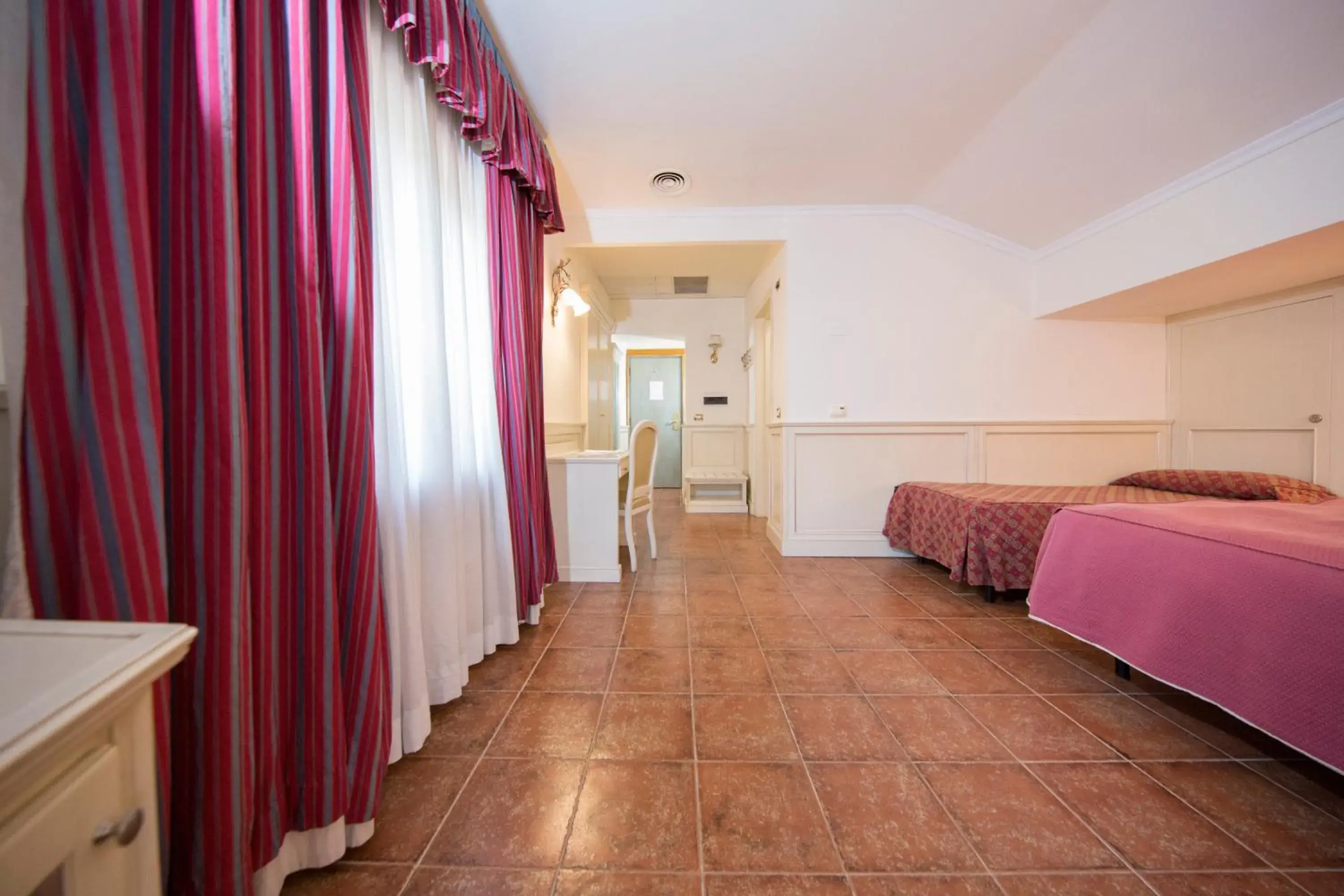 Triple Room in Mancini Park Hotel Triple Room in Mancini Park Hotel