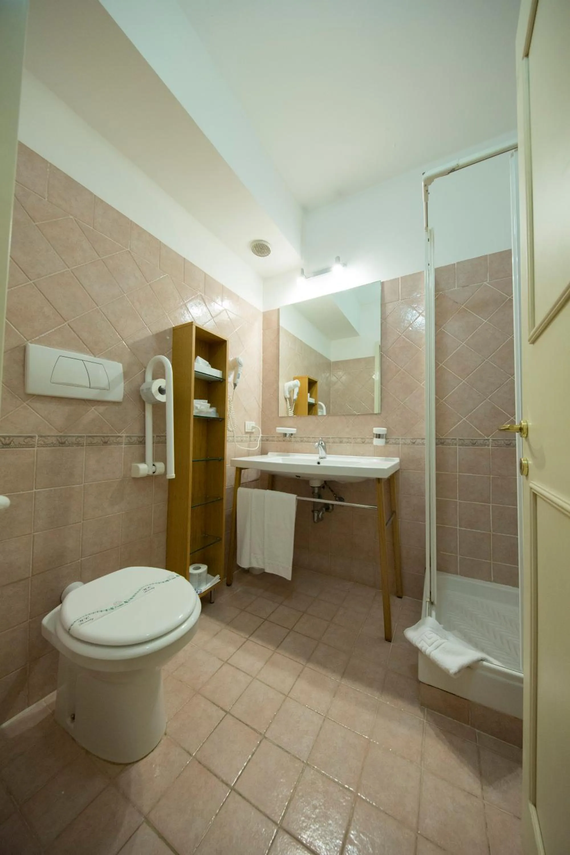 Bathroom in Mancini Park Hotel