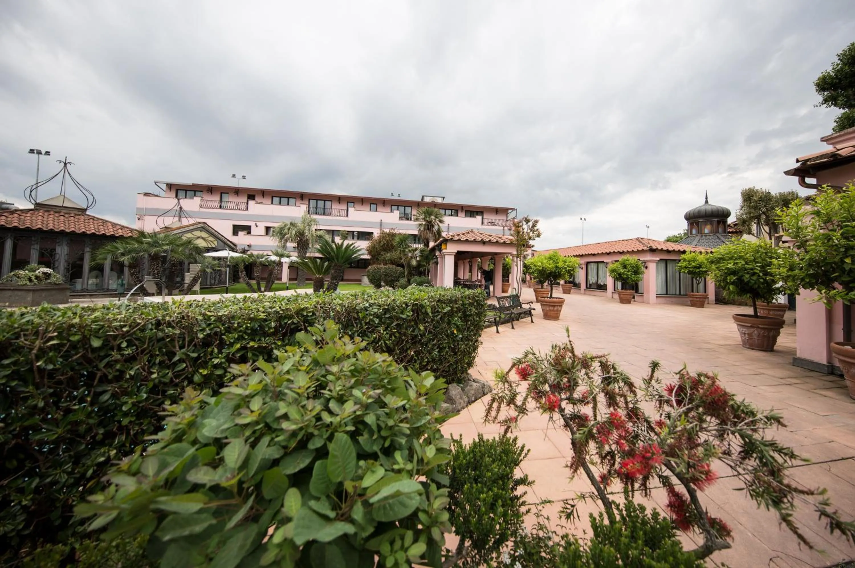 Property building in Mancini Park Hotel