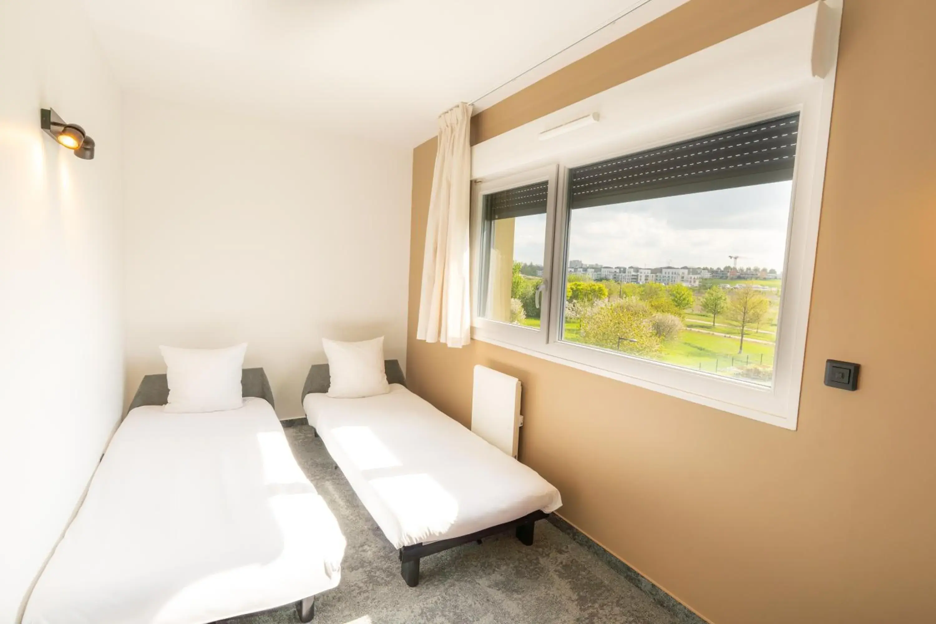 Standard Family Room in Hôtel Akena Reims Bezannes Standard Family Room in Hôtel Akena Reims Bezannes