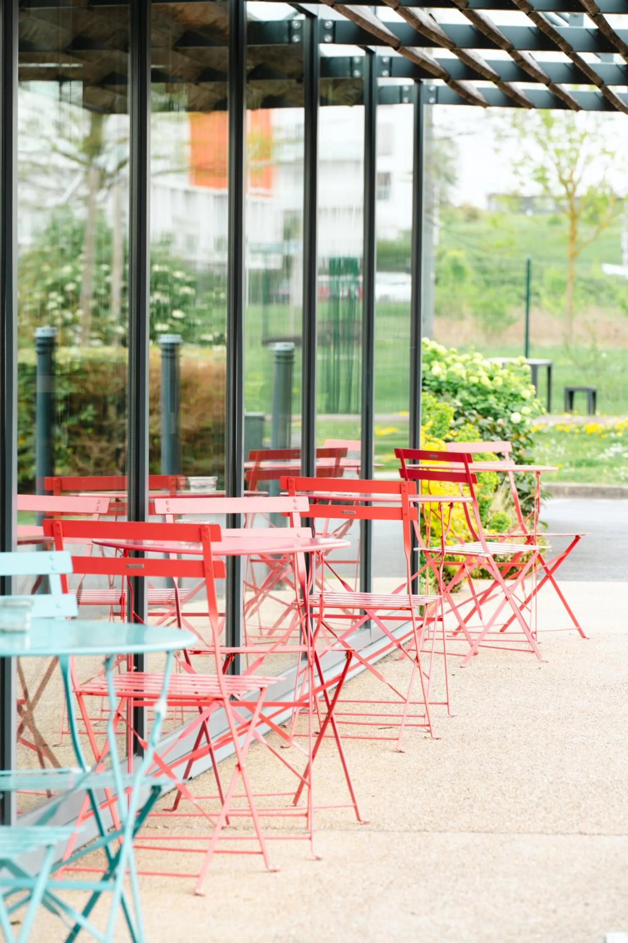 Property building in Hôtel Akena Reims Bezannes