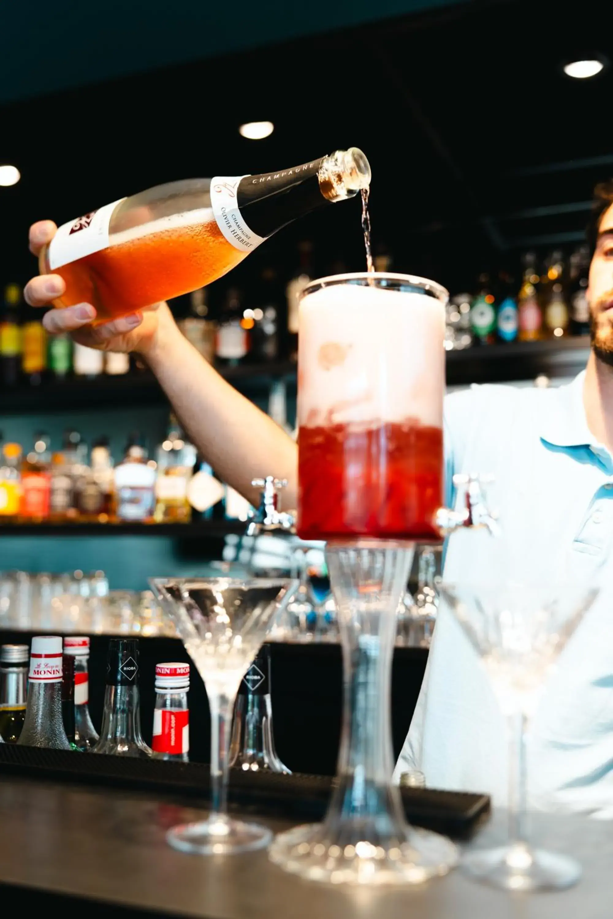 Lounge or bar in Hôtel Akena Reims Bezannes Lounge or bar in Hôtel Akena Reims Bezannes