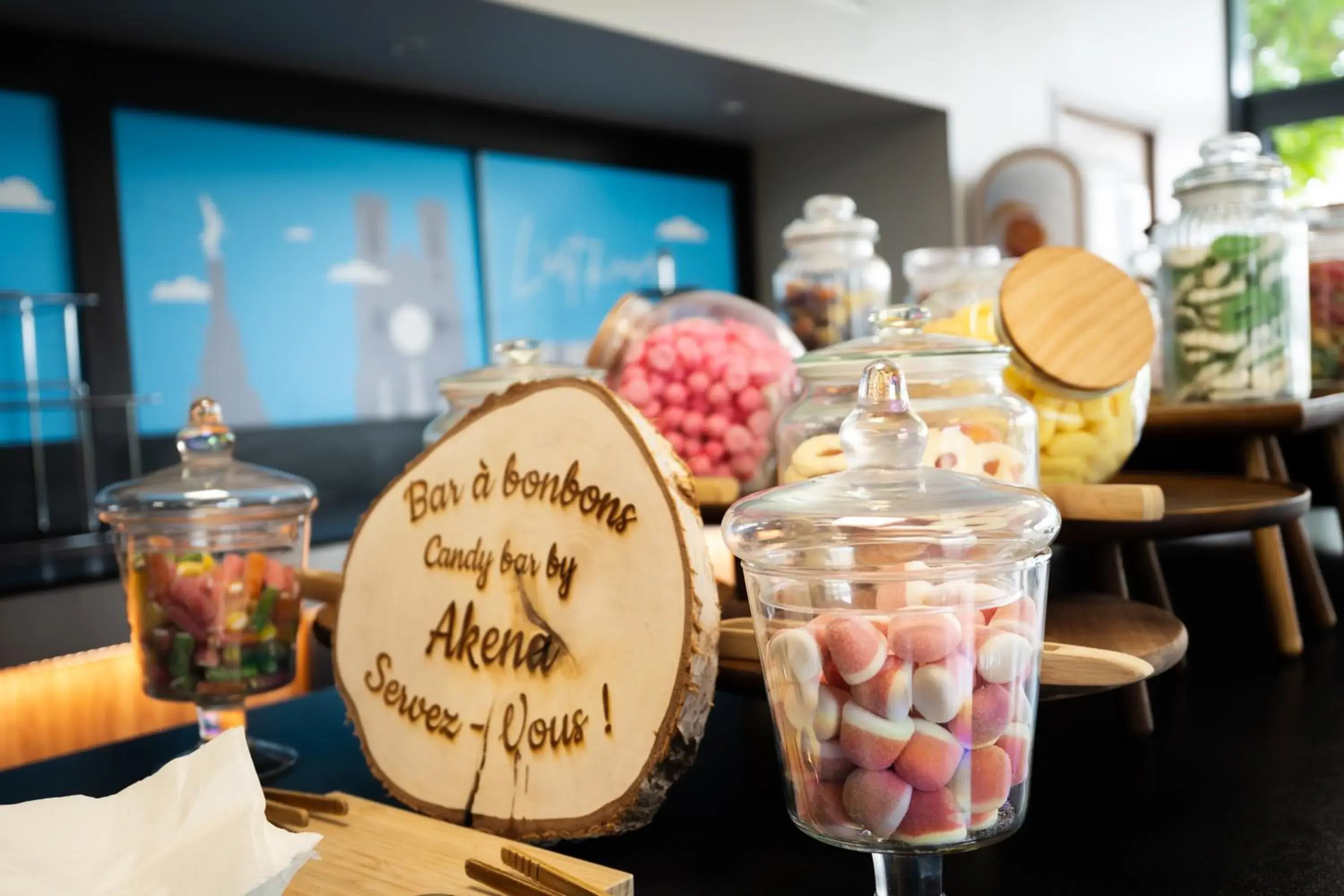 Property building in Hôtel Akena Reims Bezannes Property building in Hôtel Akena Reims Bezannes