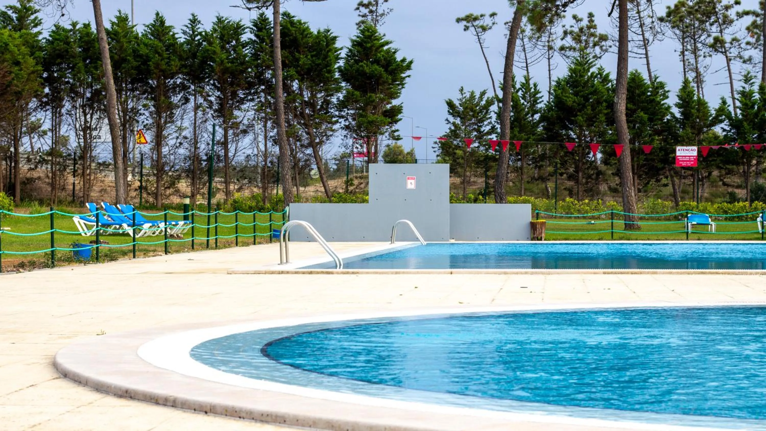 Swimming pool in Parque De Campismo Orbitur Gala