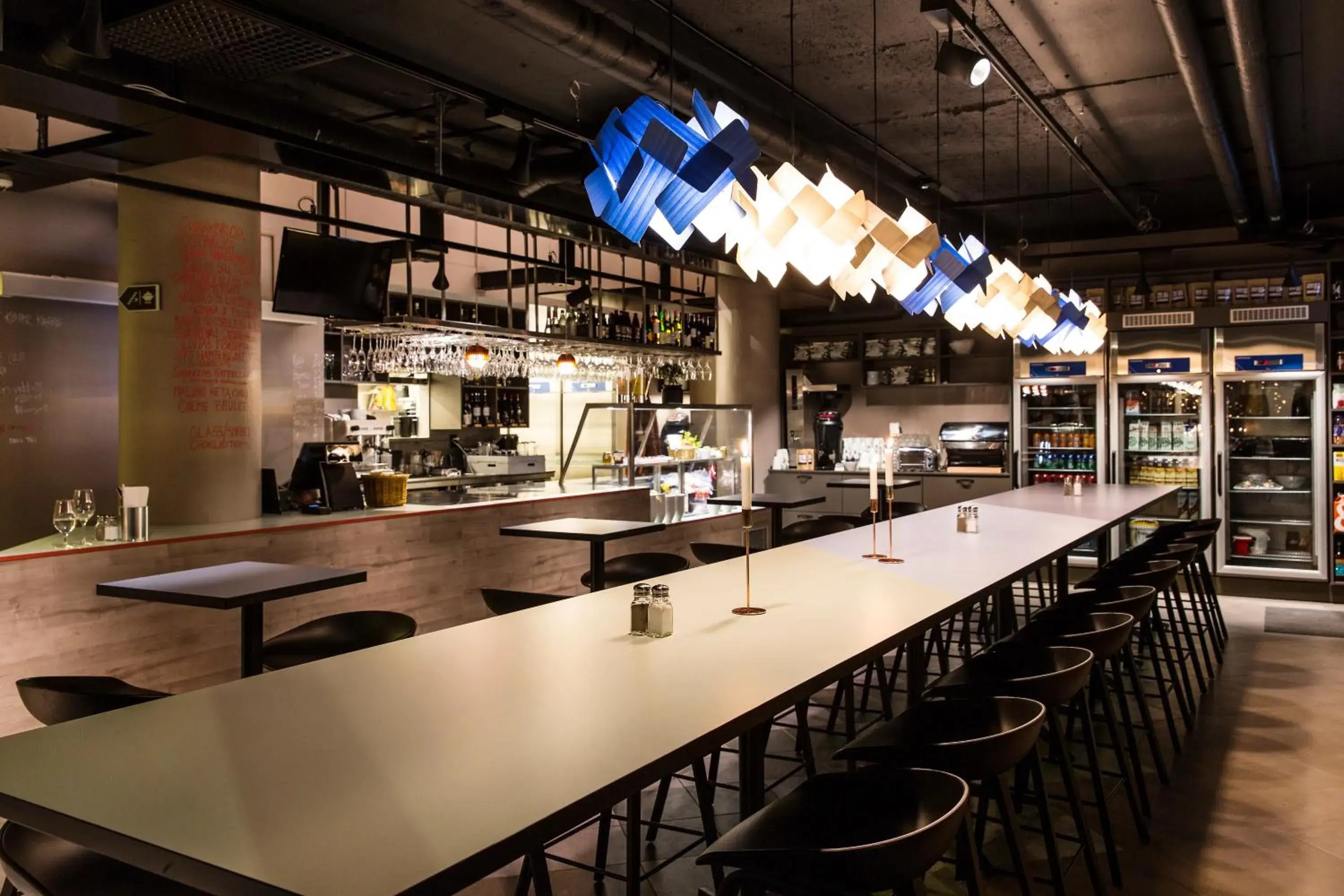 Restaurant/places to eat in Comfort Hotel City Restaurant/places to eat in Comfort Hotel City