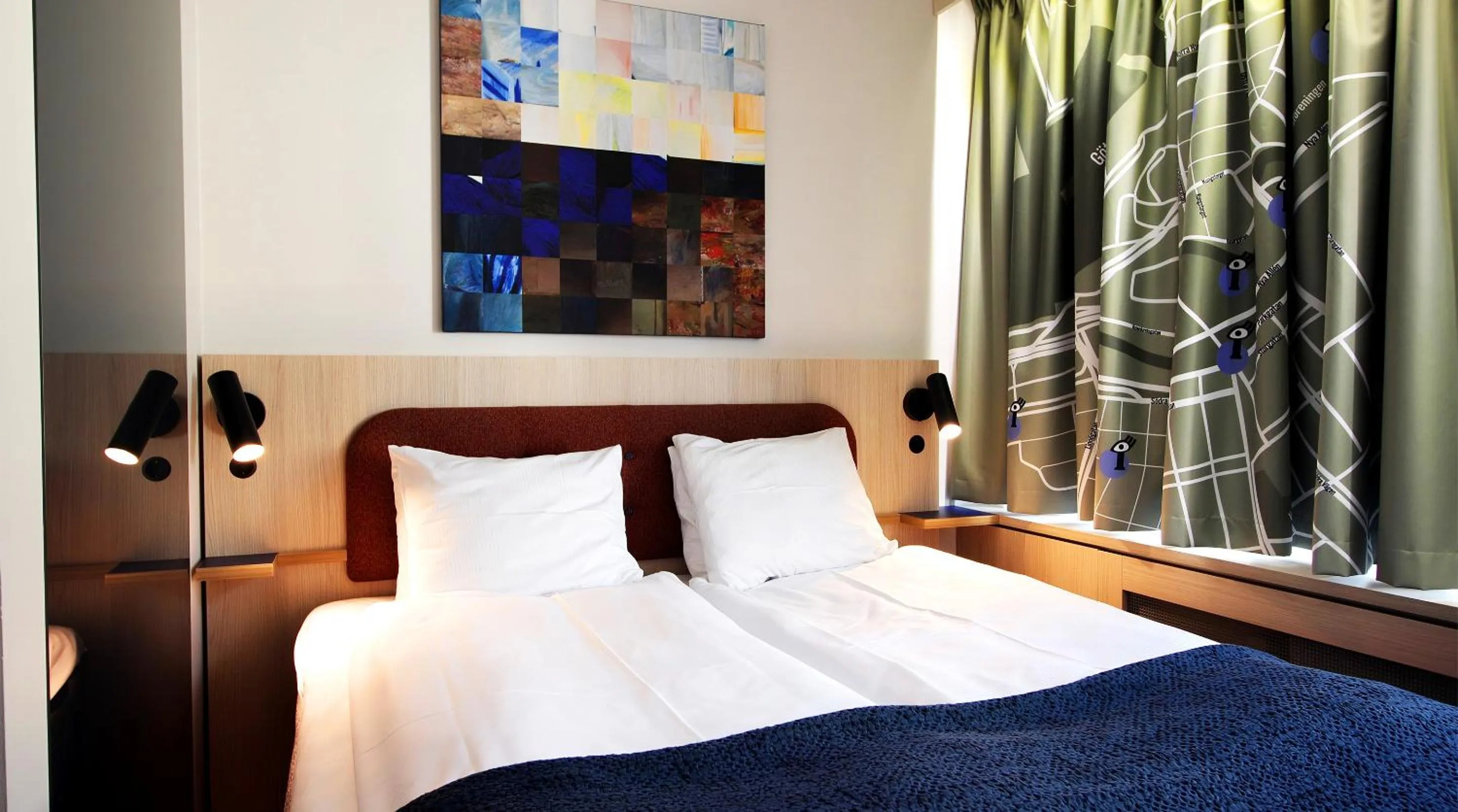 Bed in Comfort Hotel City