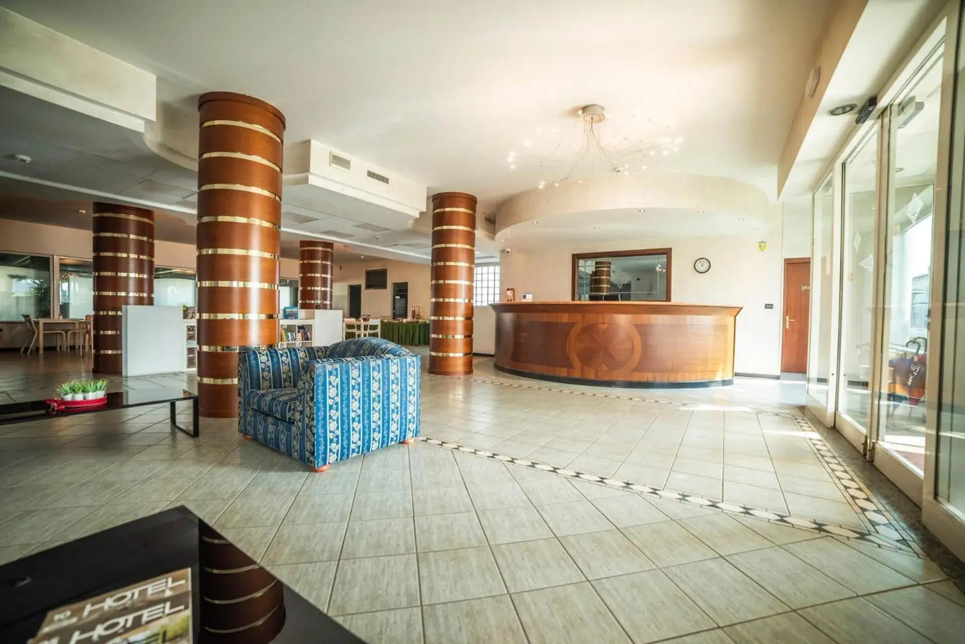 Lobby or reception in Hotel Donizetti Lobby or reception in Hotel Donizetti