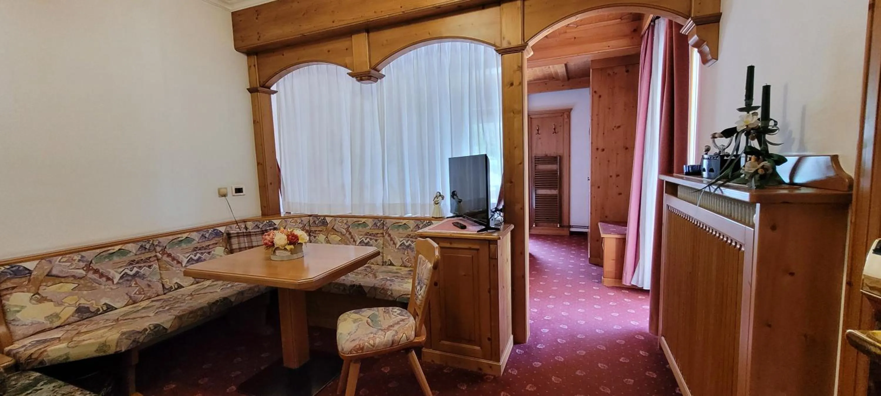 TV and multimedia in Hotel Garni Royal