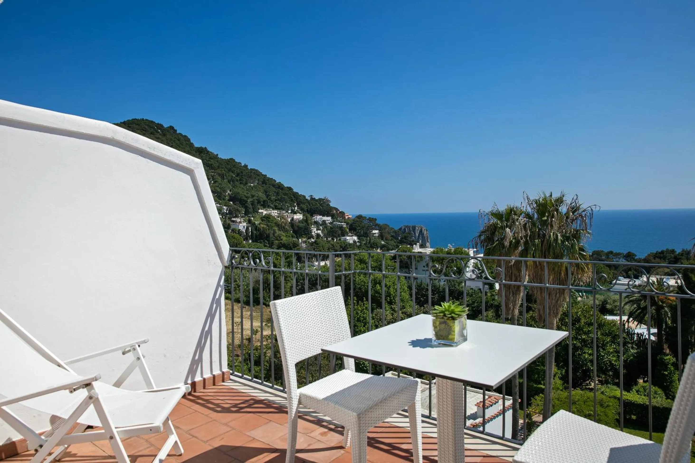 Balcony/Terrace in Hotel Syrene