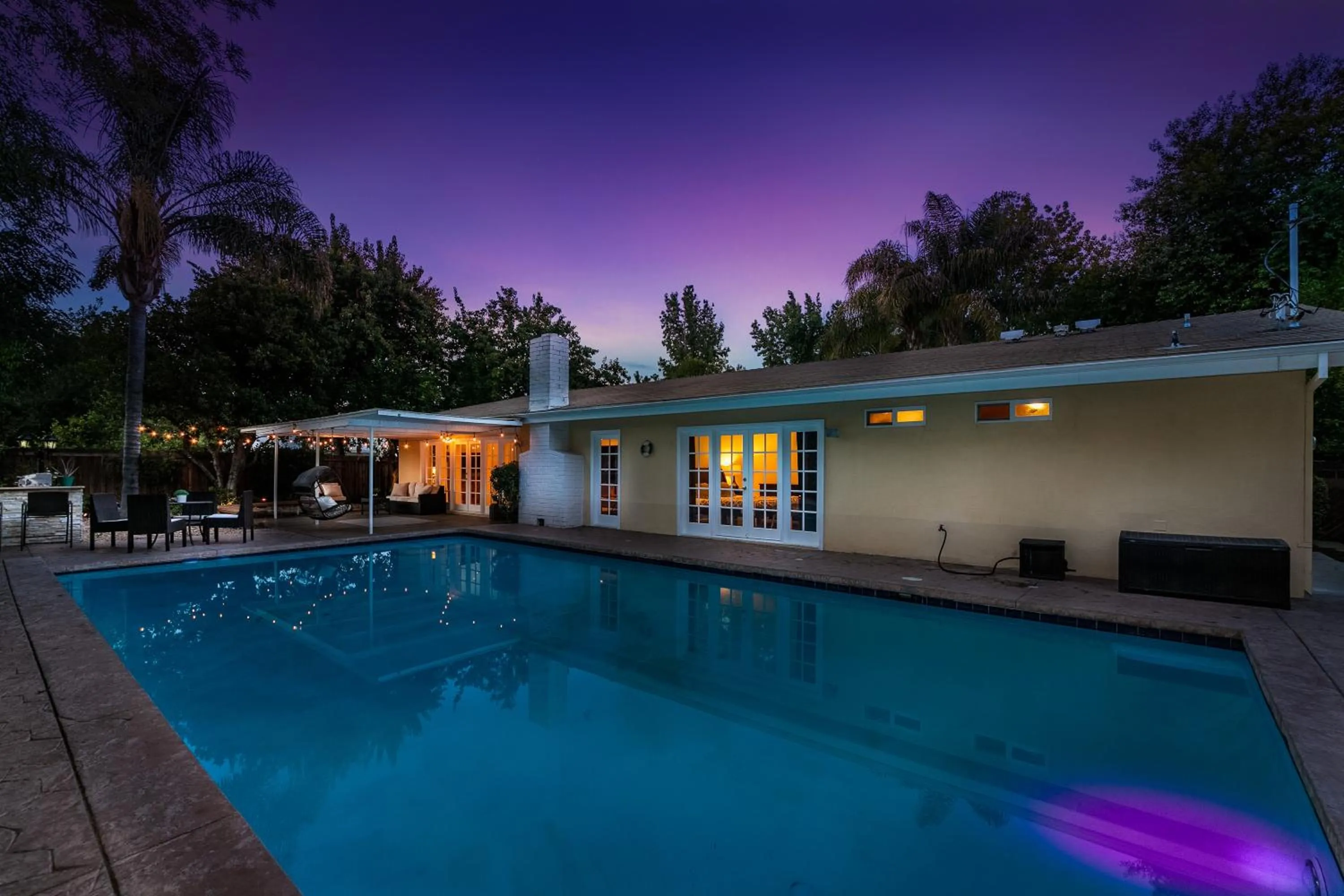 Villa Sausalito - Newly Designed 4BR HOUSE & POOL by Topanga