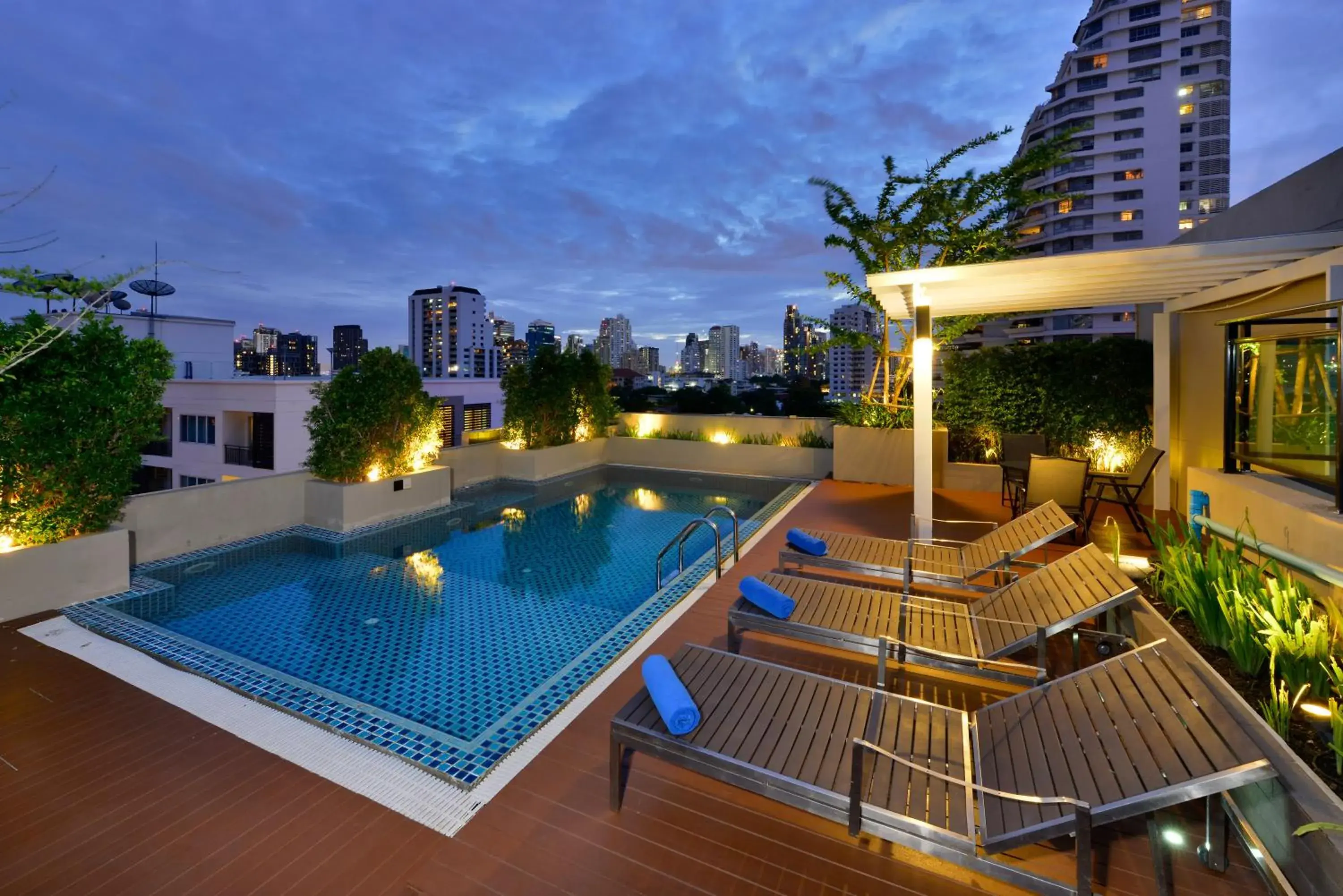 Pool view in Ramada by Wyndham Bangkok Ten Ekamai Residences Pool view in Ramada by Wyndham Bangkok Ten Ekamai Residences