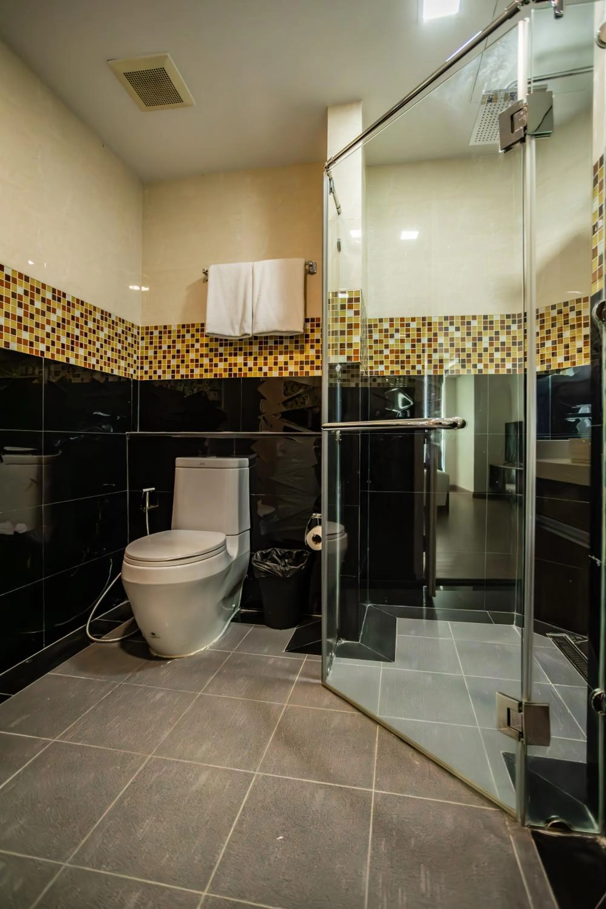 Shower in Ramada by Wyndham Bangkok Ten Ekamai Residences