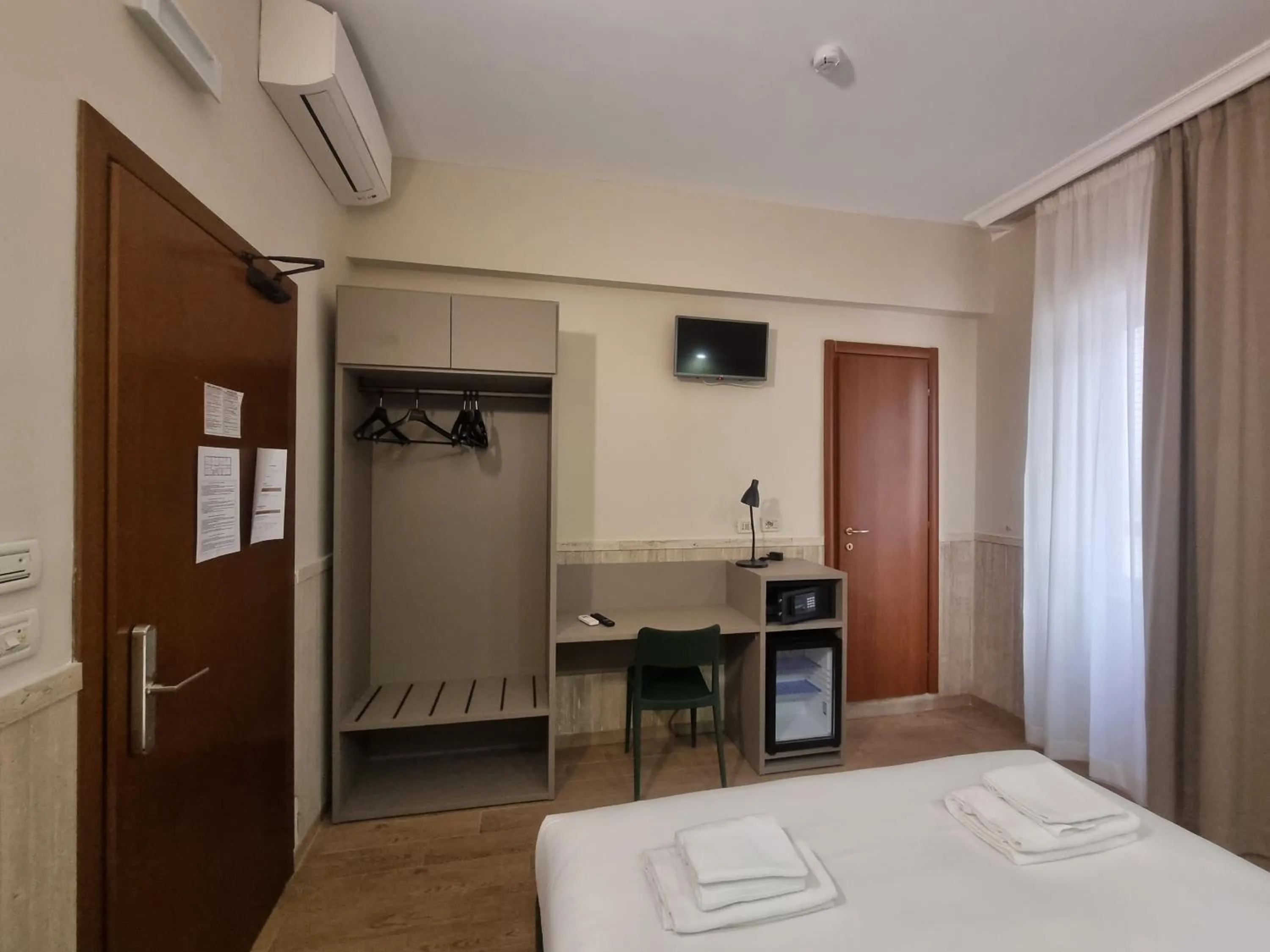 Bed in Hotel Pyramid