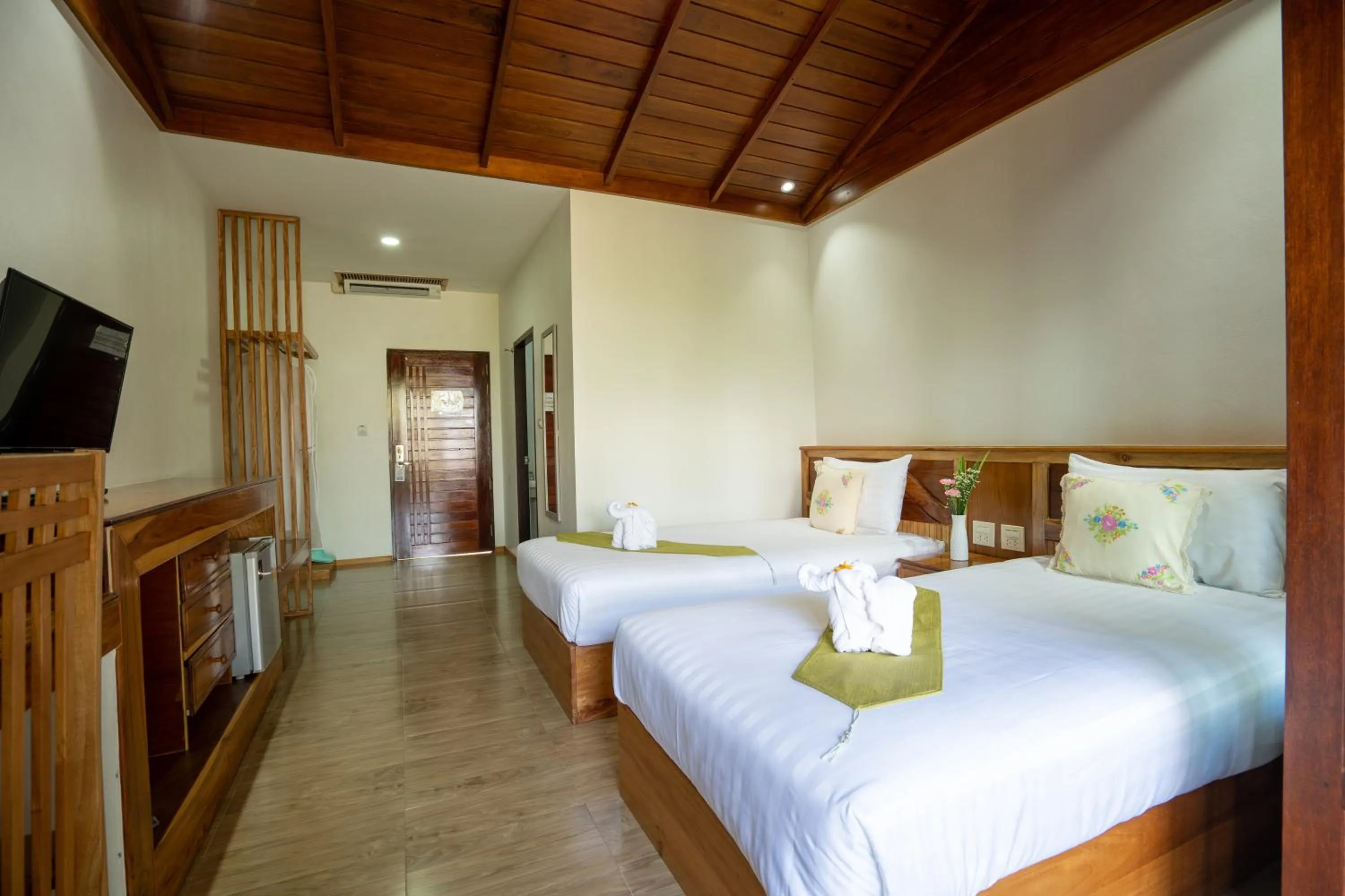 Bed in Merry Spa & Resort