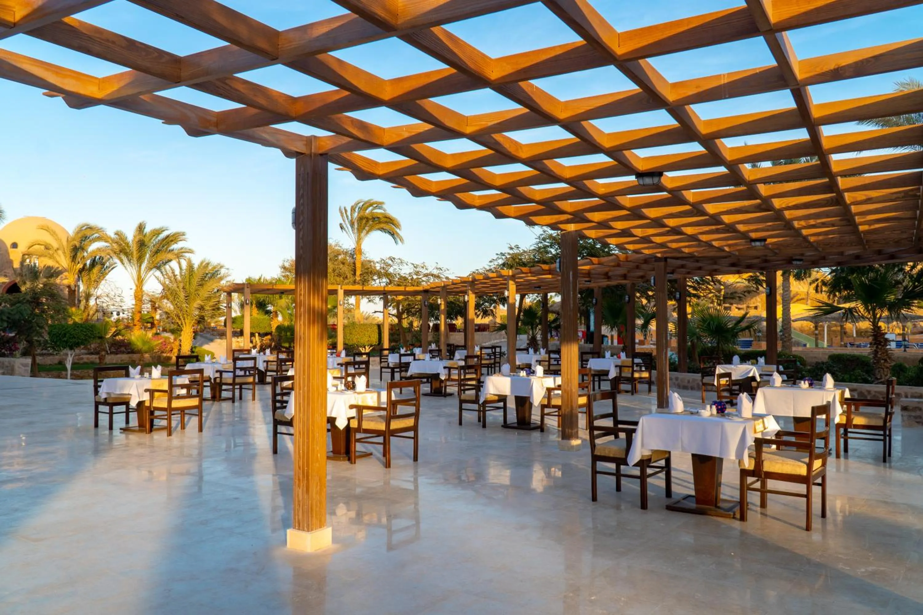Restaurant/places to eat in Utopia Beach Club