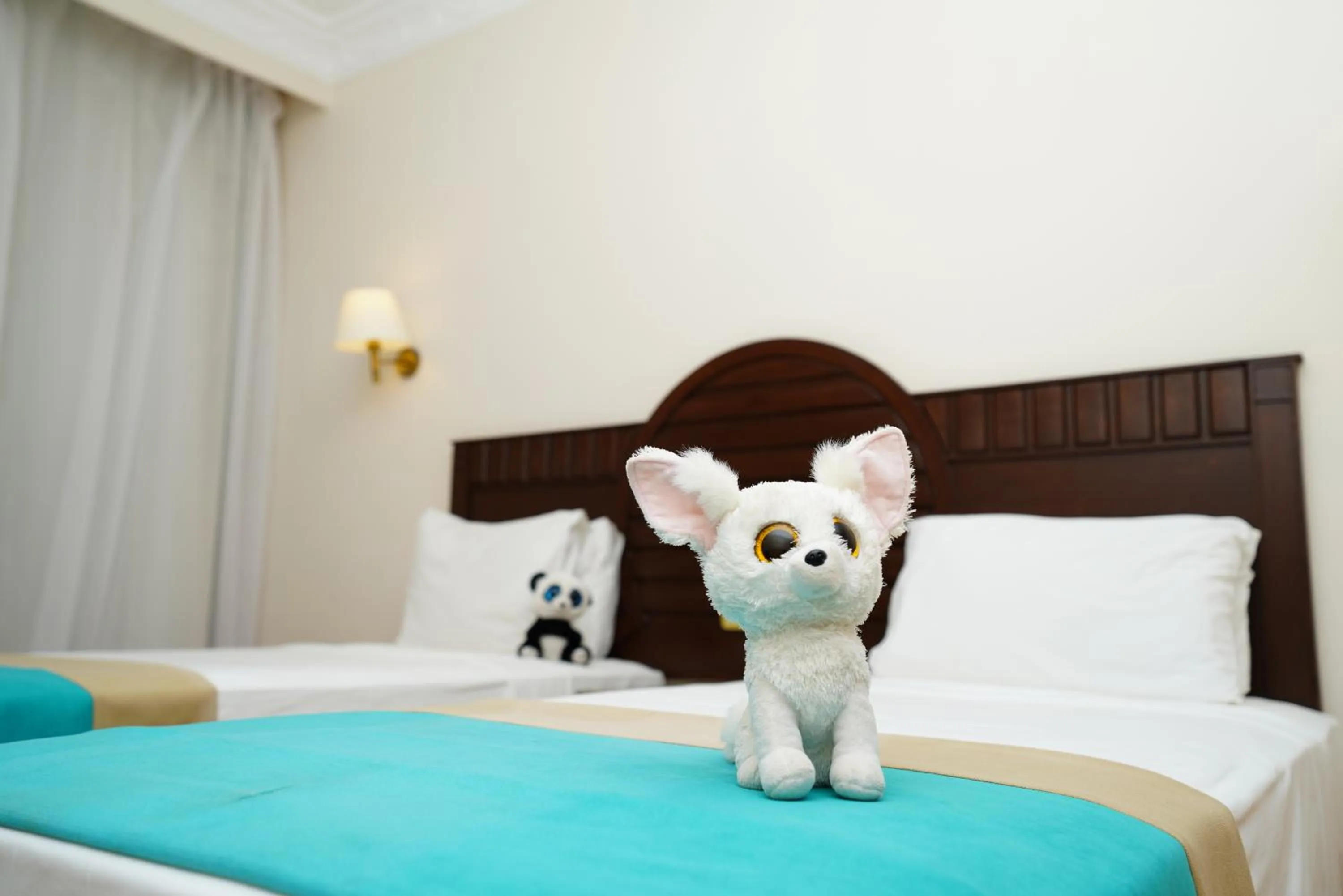 Family, Bed in Utopia Beach Club