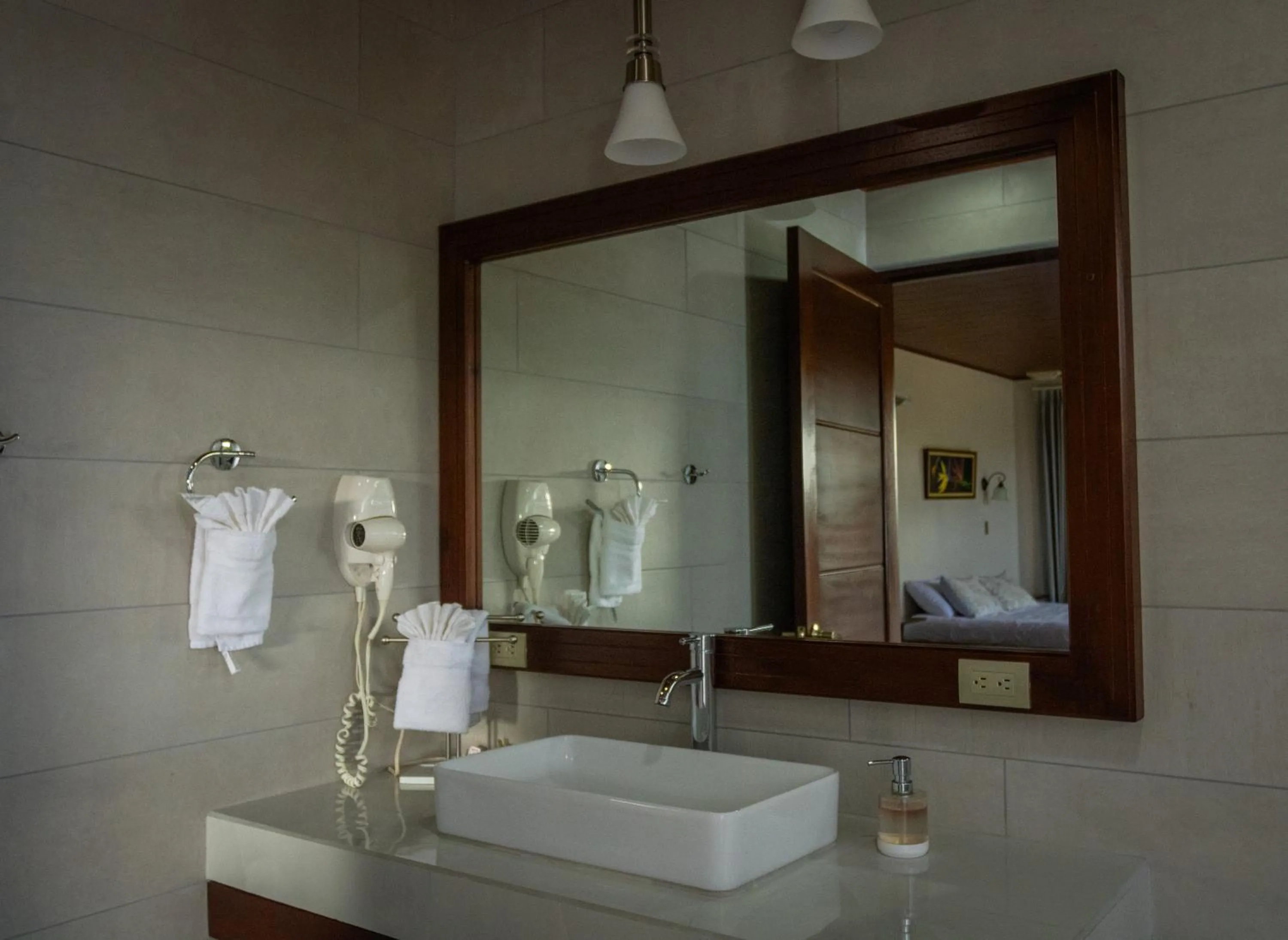 Bathroom in Miradas Arenal Hotel & Hotsprings