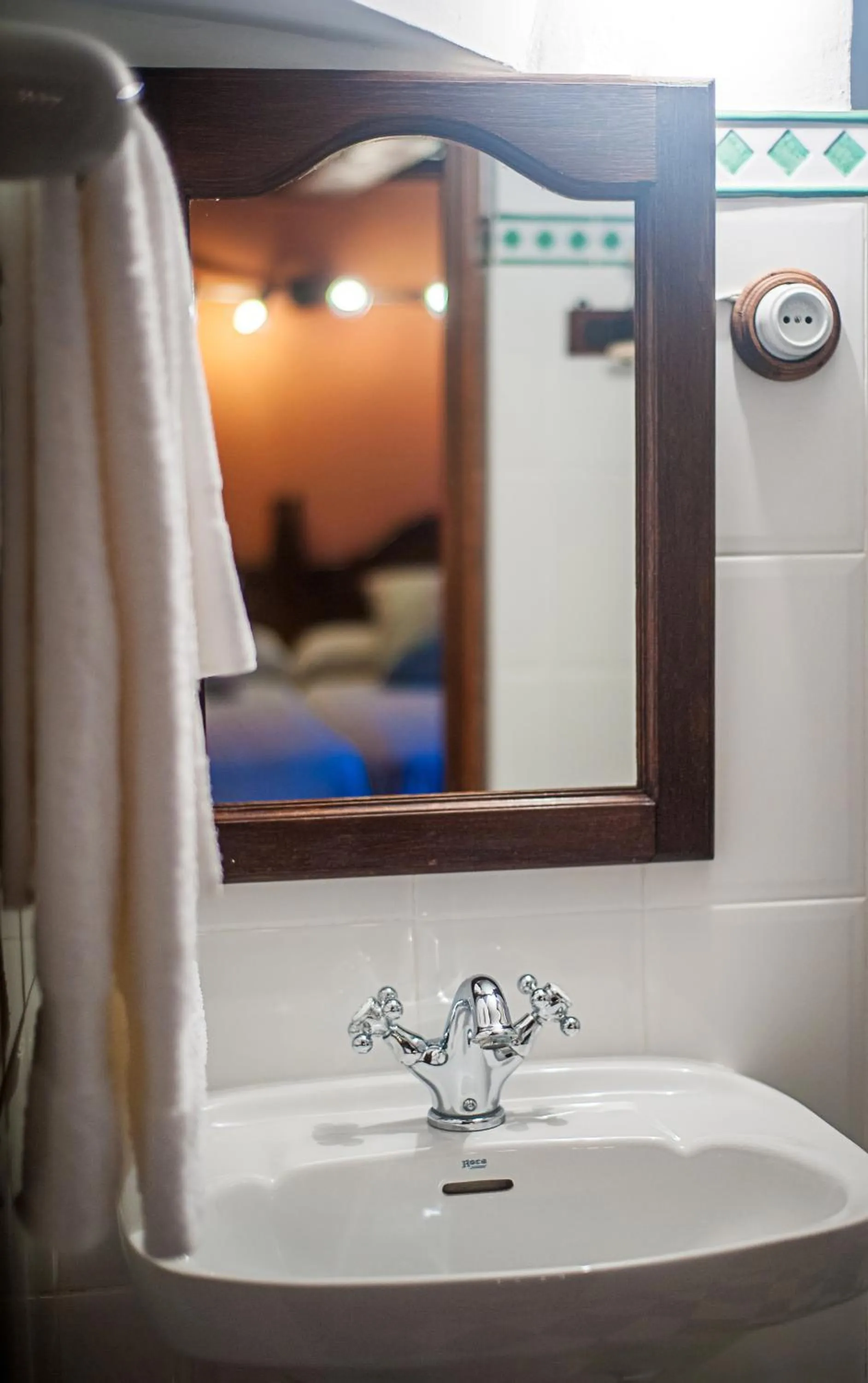 Bathroom, Bed in Casa de Aldea Riosol