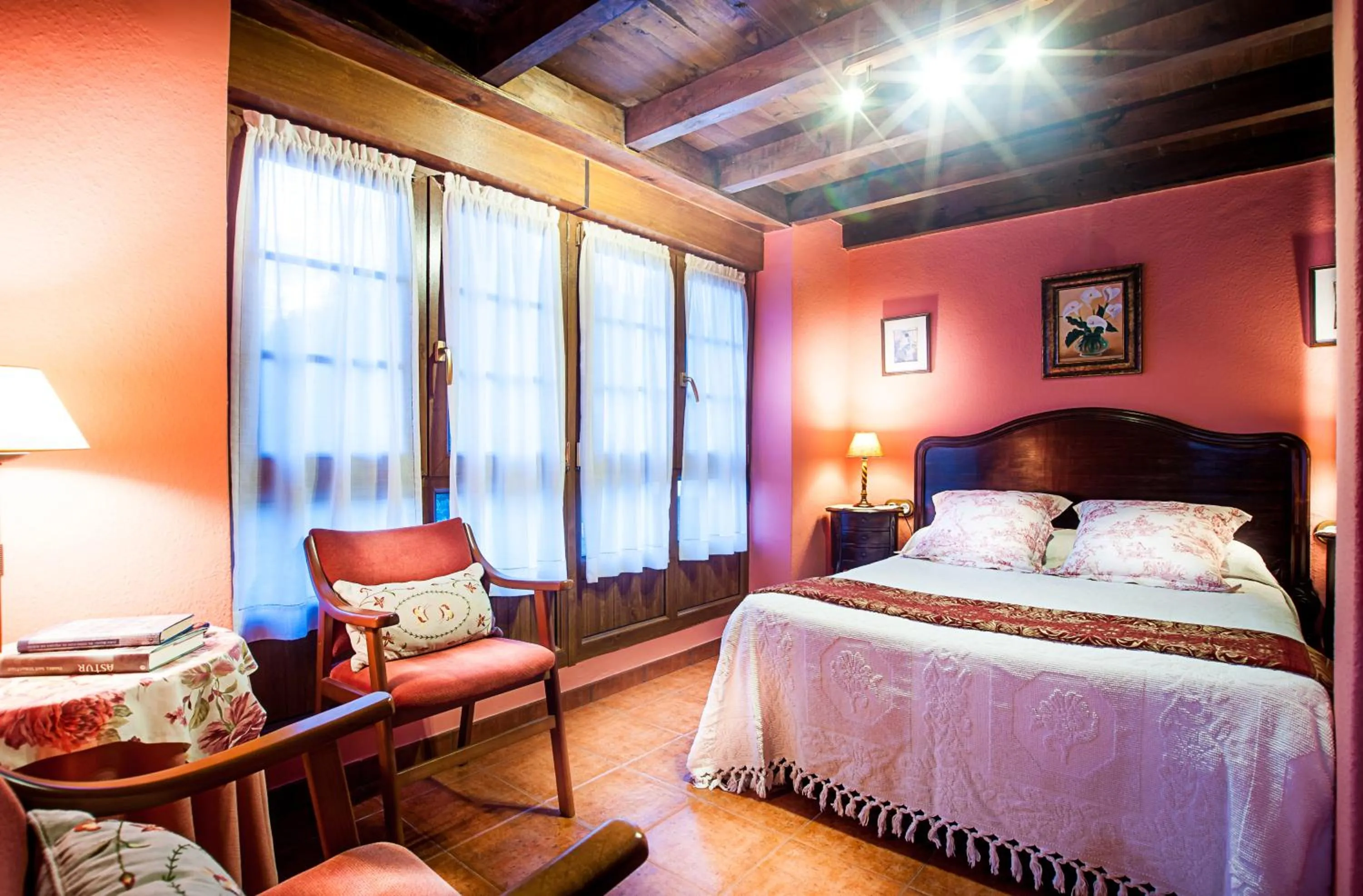 Photo of the whole room, Bed in Casa de Aldea Riosol