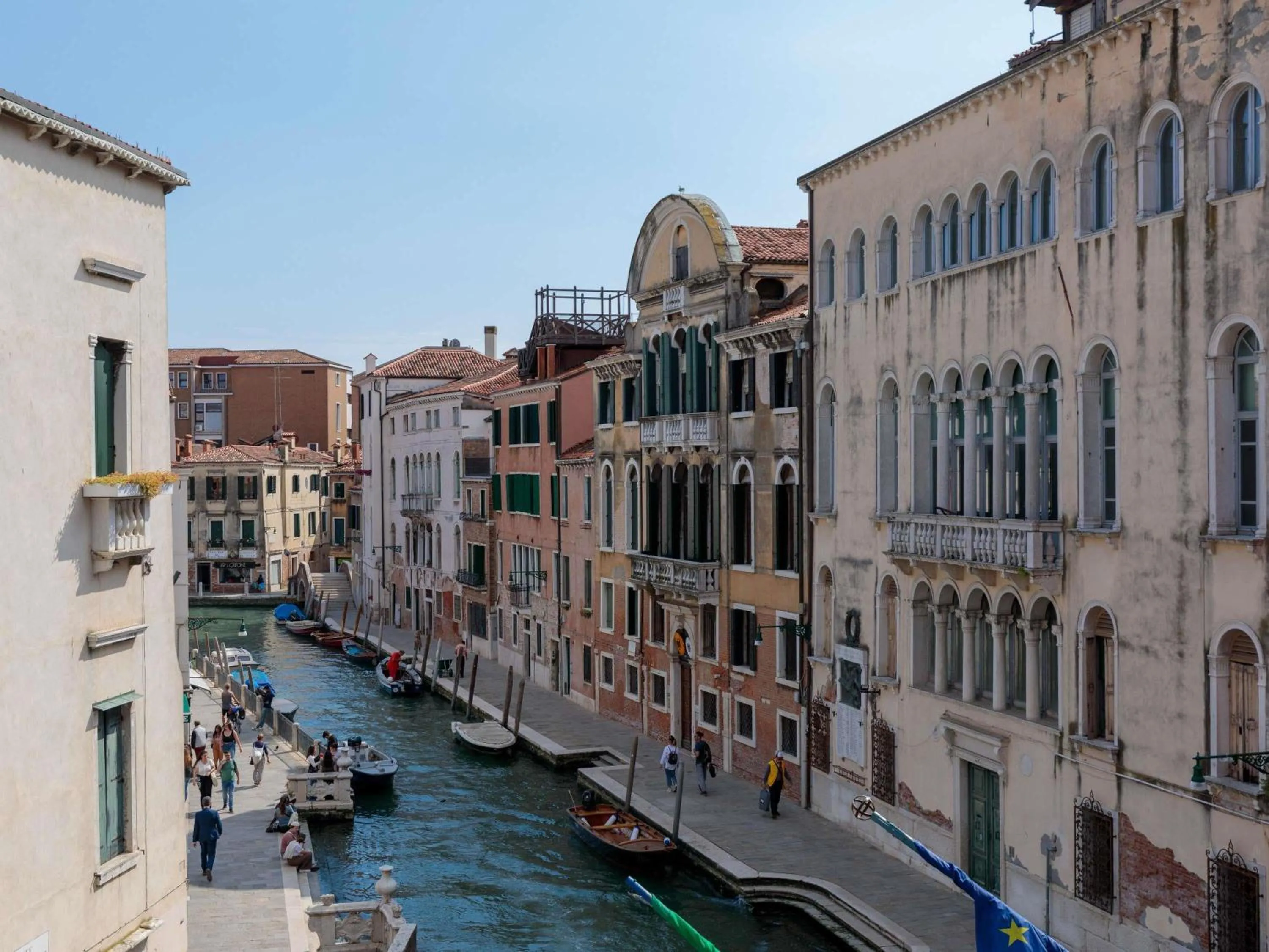 Bedroom in Papadopoli Hotel Venezia - MGallery Collection