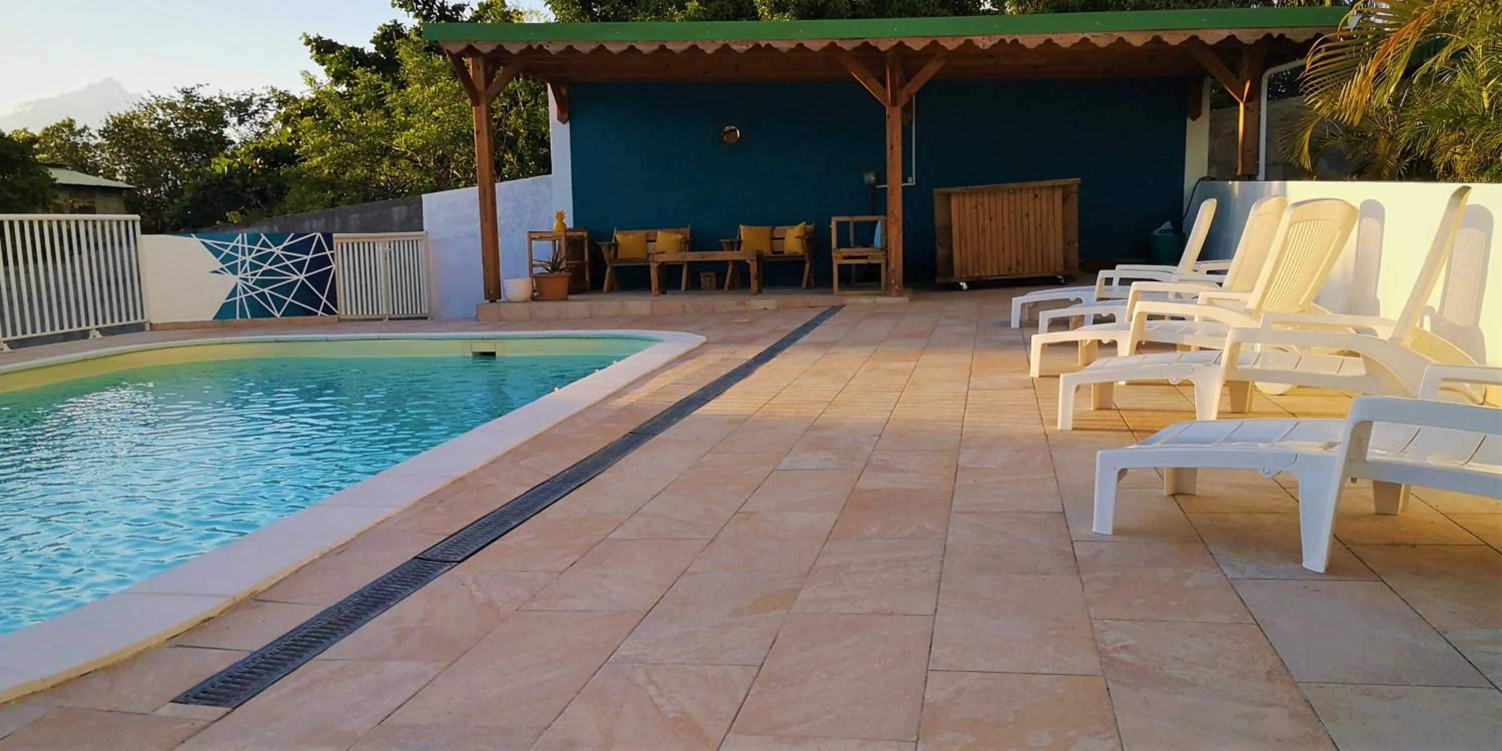 Swimming pool in Les Merveilleux Flots de la Mer