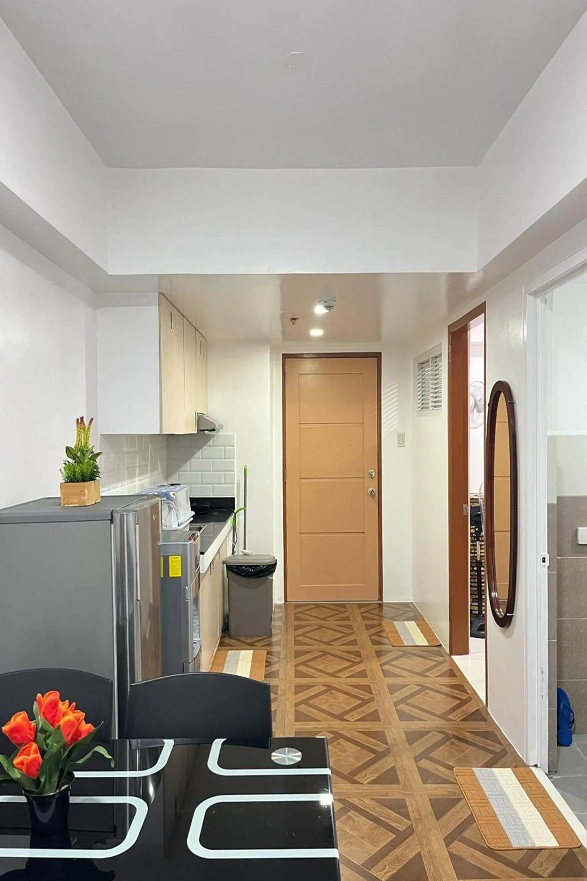 Kitchen or kitchenette in Krystal Claine Homestay-BURNHAM HILL