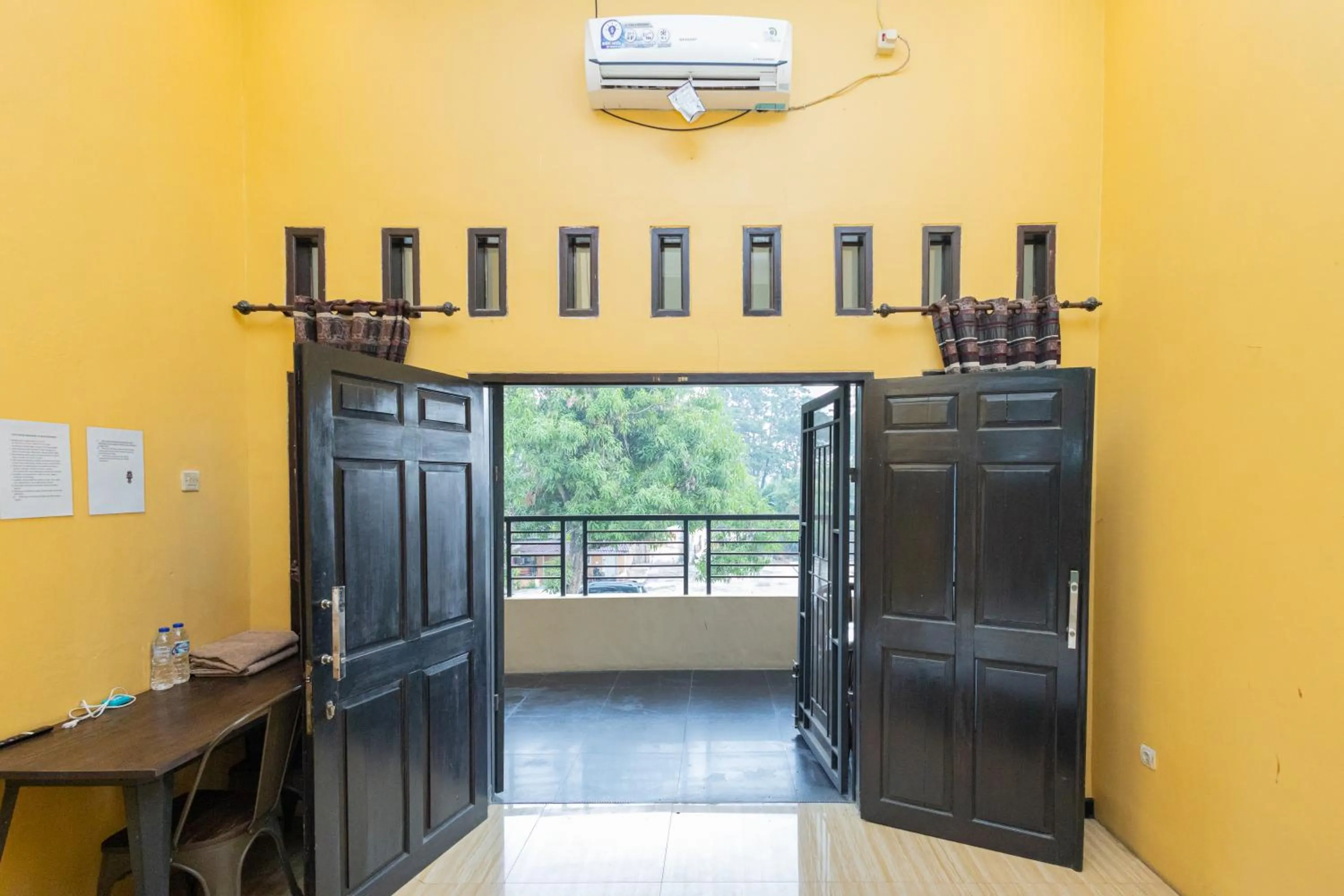 Bedroom in Boss Residence Serang Mitra RedDoorz