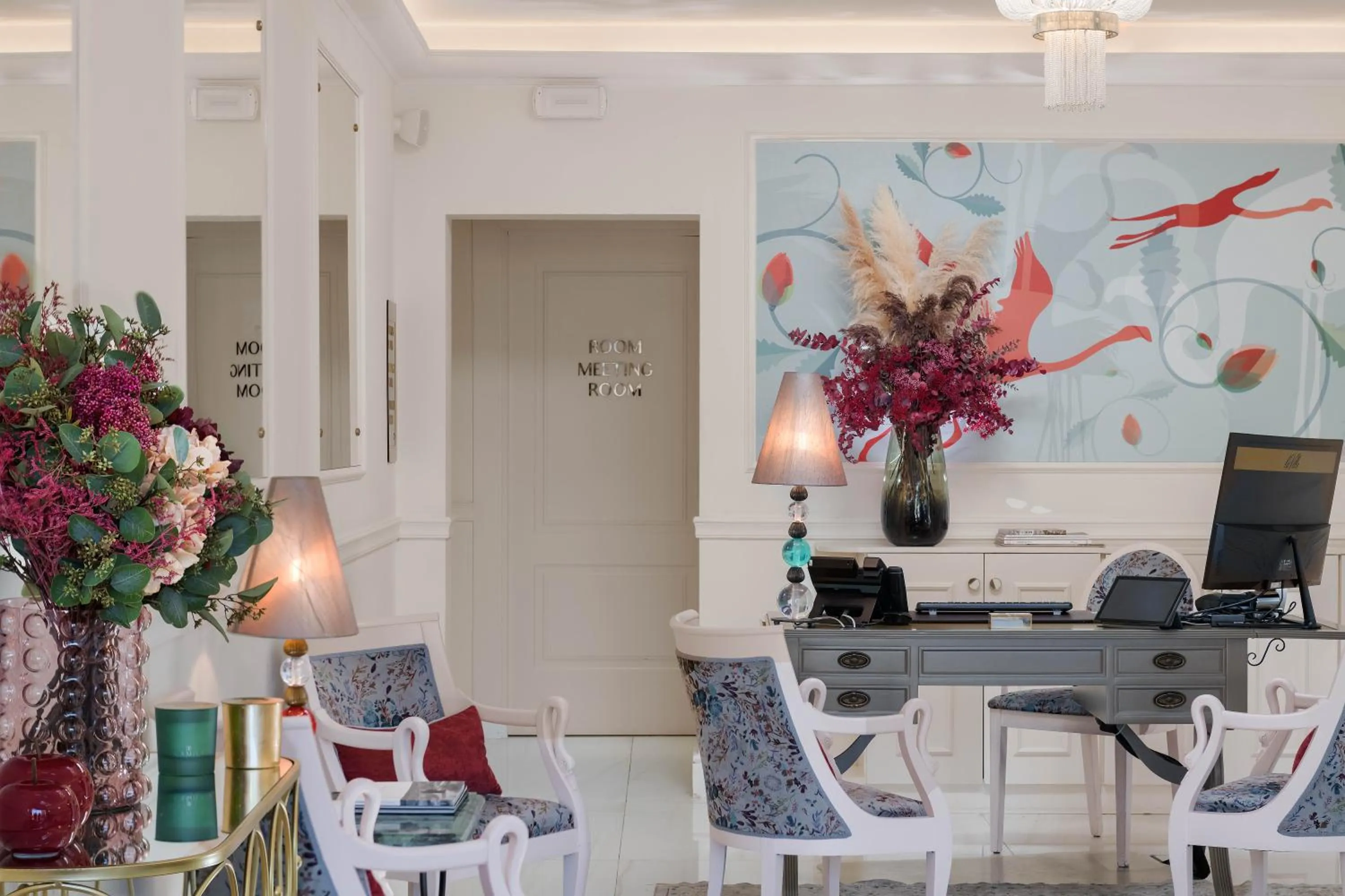 Lobby or reception in Hotel La Ville Rome