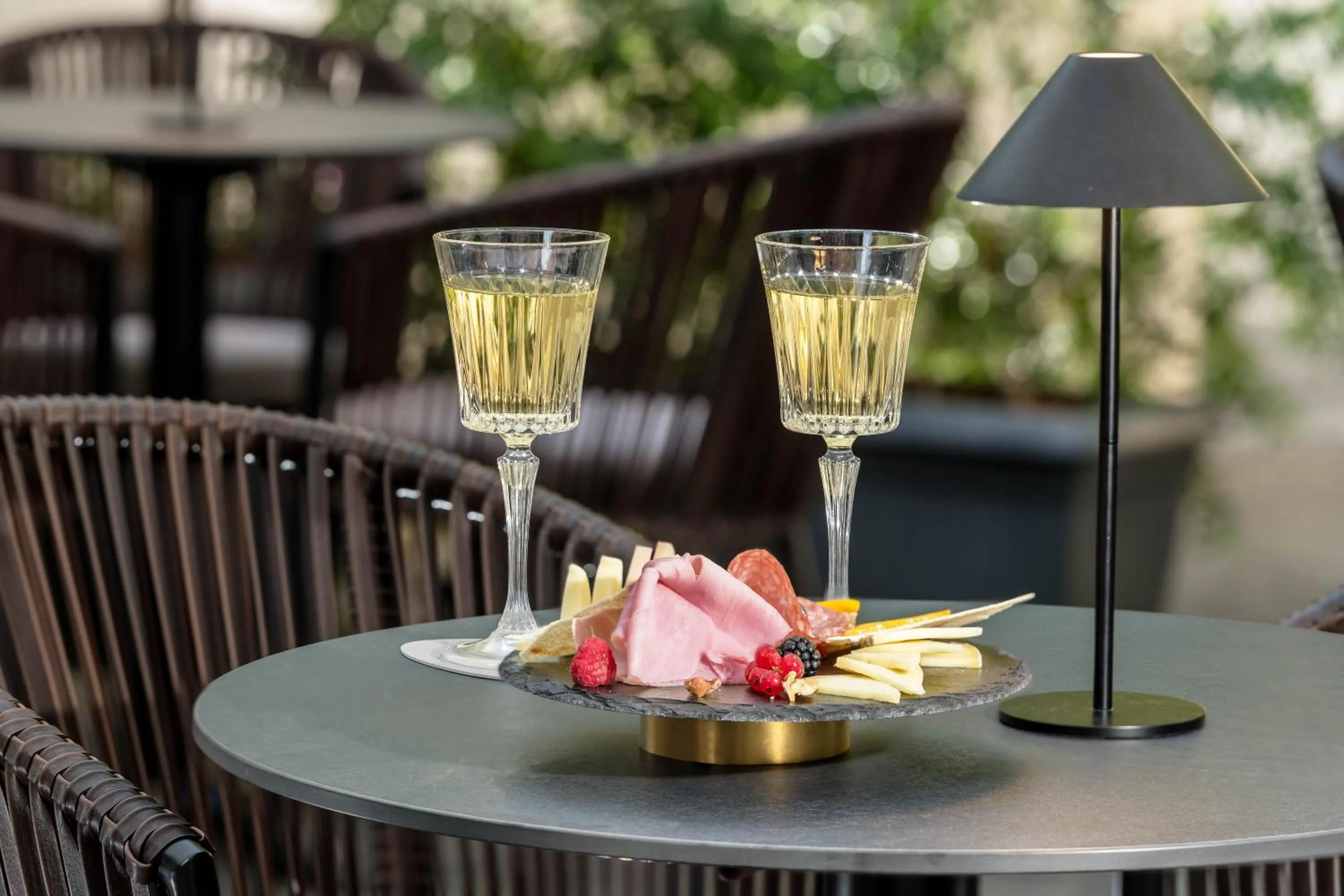 Property building in Hotel La Ville Rome