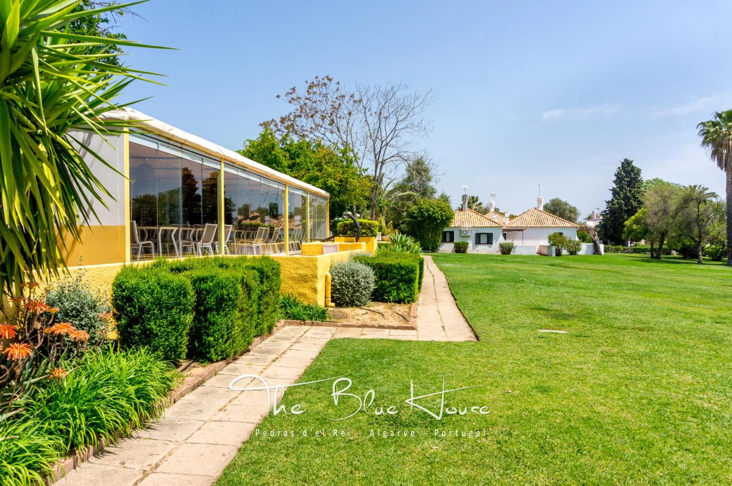 Restaurant/places to eat in The Blue House, Pedras D'el Rei, Tavira