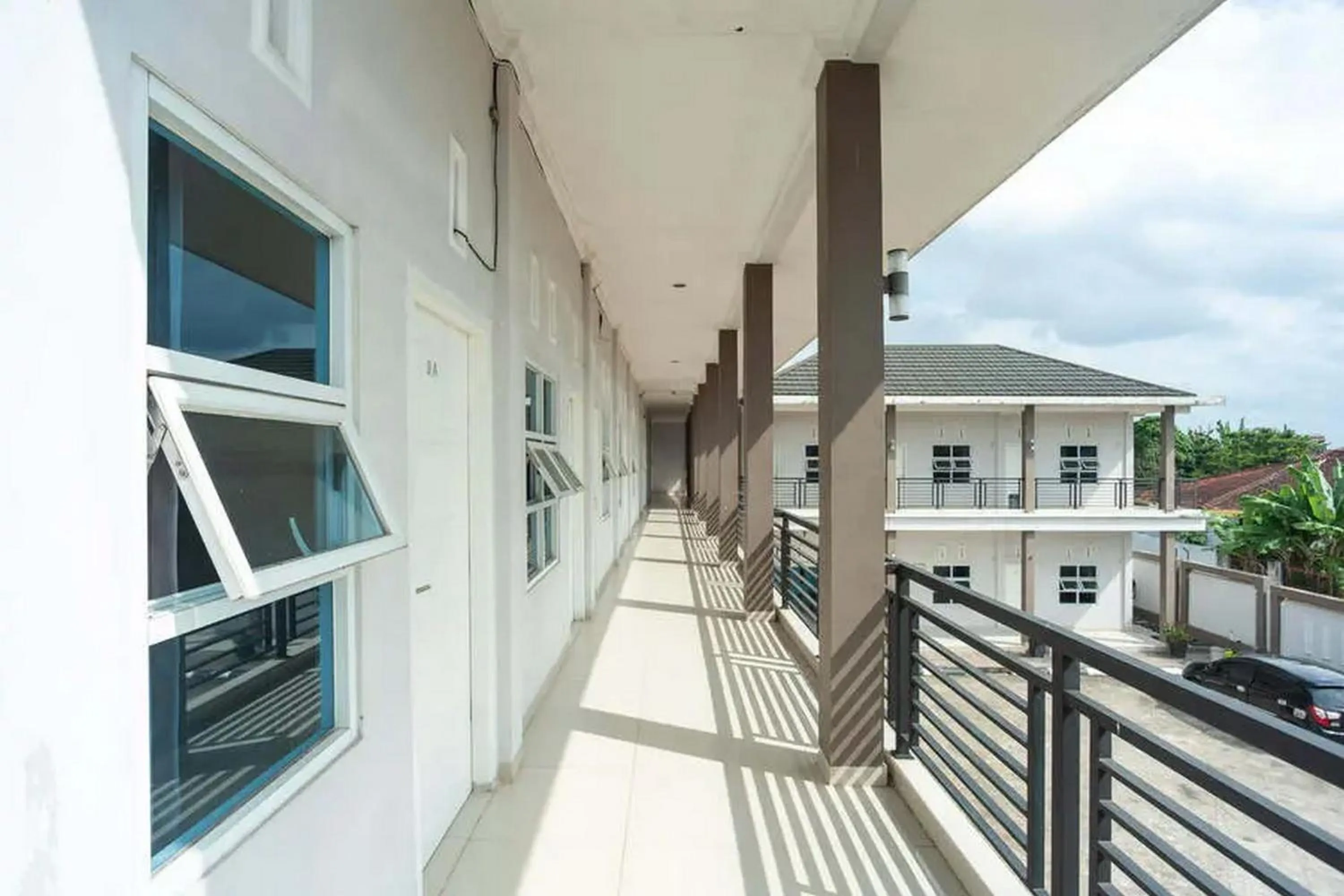 Property building in RedDoorz at Jalan HOS Cokroaminoto Jambi