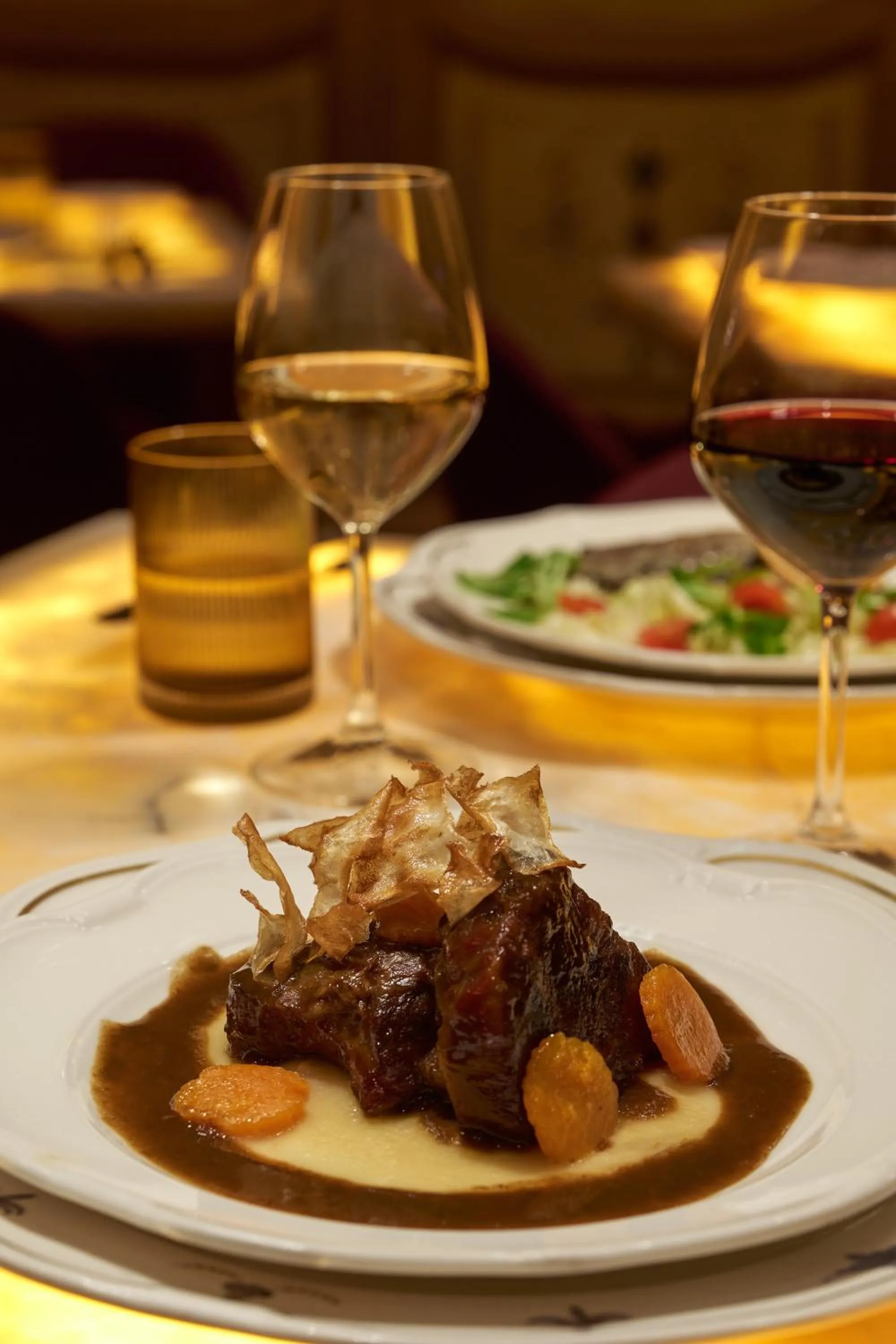 Restaurant/places to eat in Golden Tulip Rome Piram