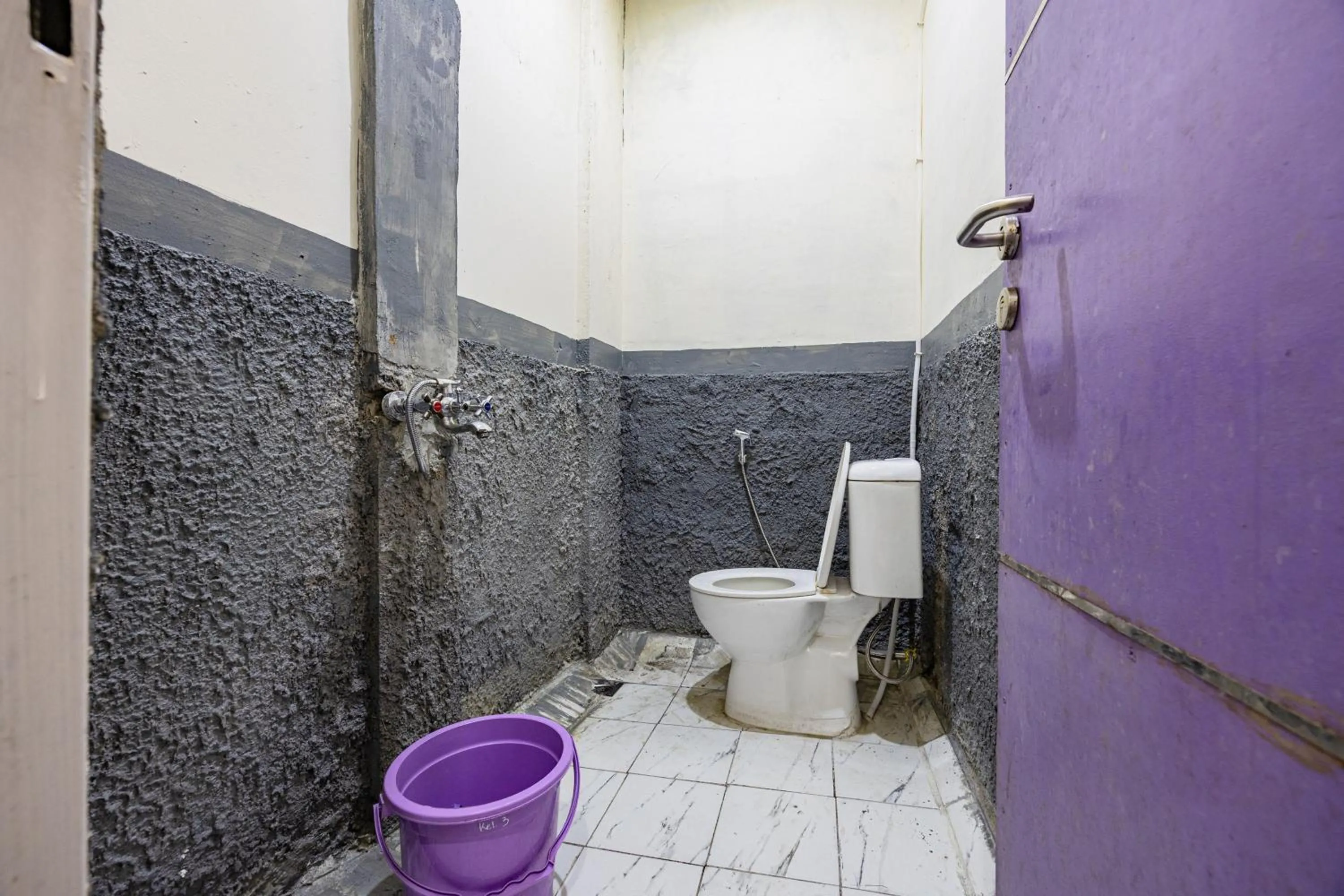 Bathroom in Simple Hotel Bogor RedPartner