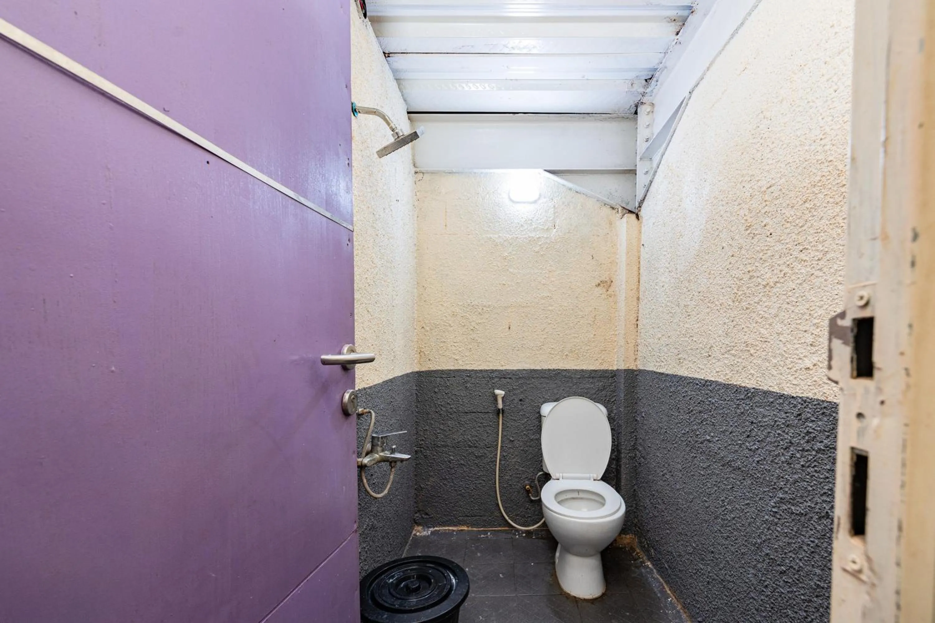 Bathroom in Simple Hotel Bogor RedPartner