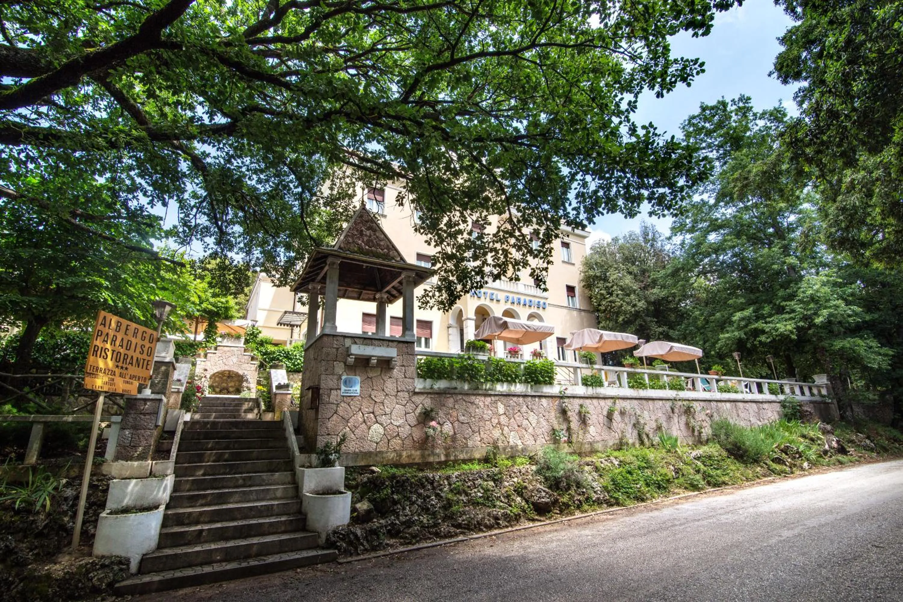 Hotel Paradiso