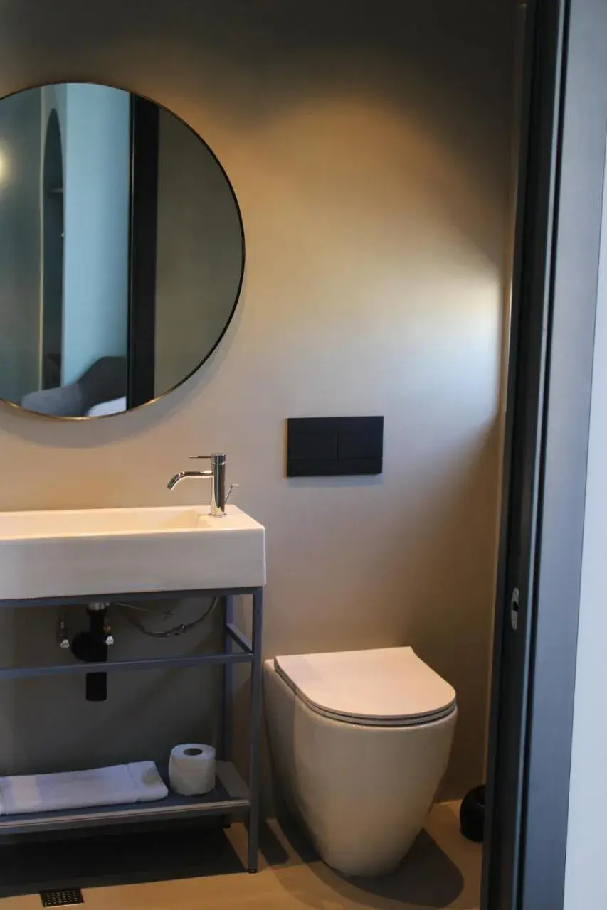 Standard Twin Room in Victoria by Petit Chic Standard Twin Room in Victoria by Petit Chic