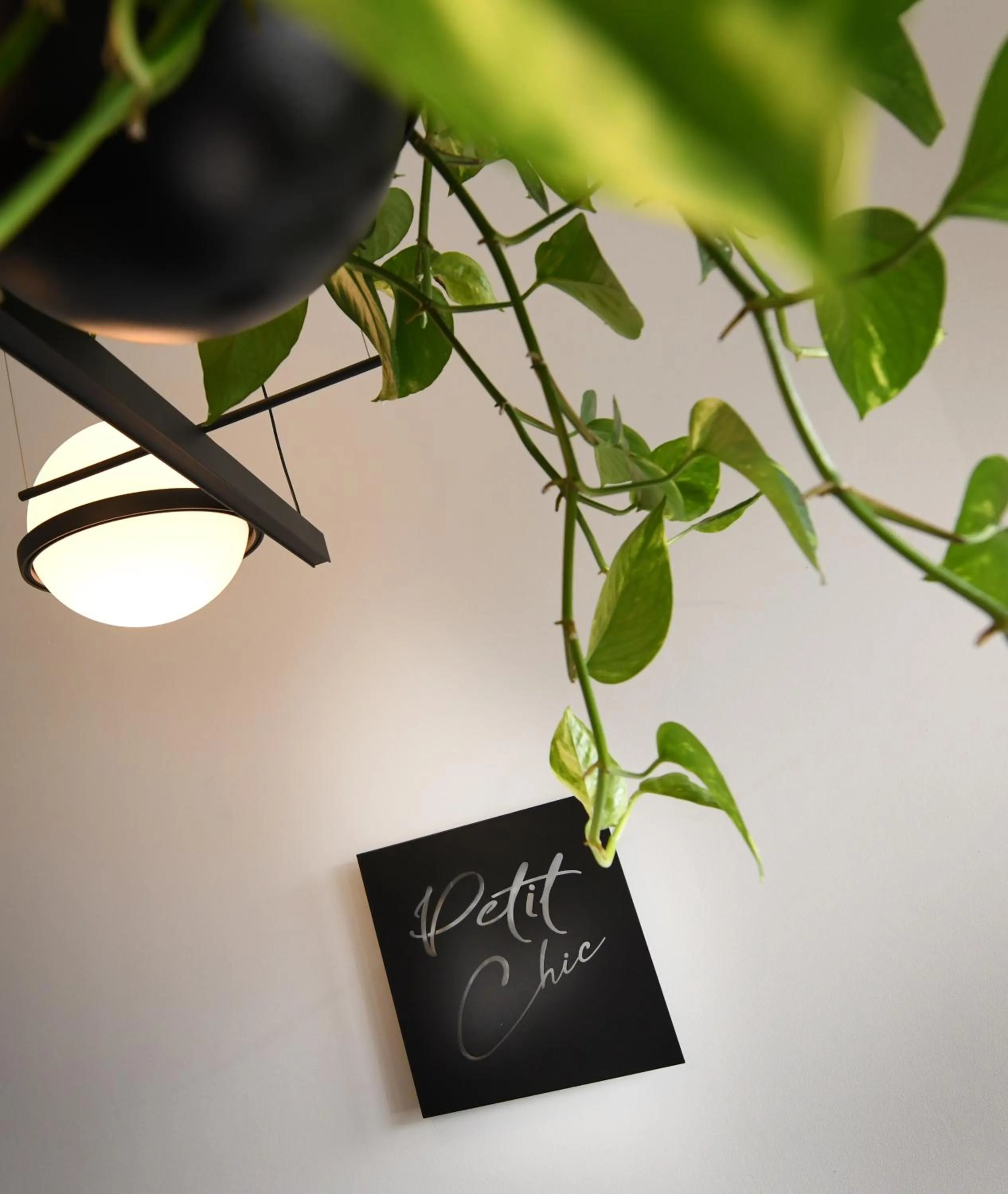 Victoria by Petit Chic