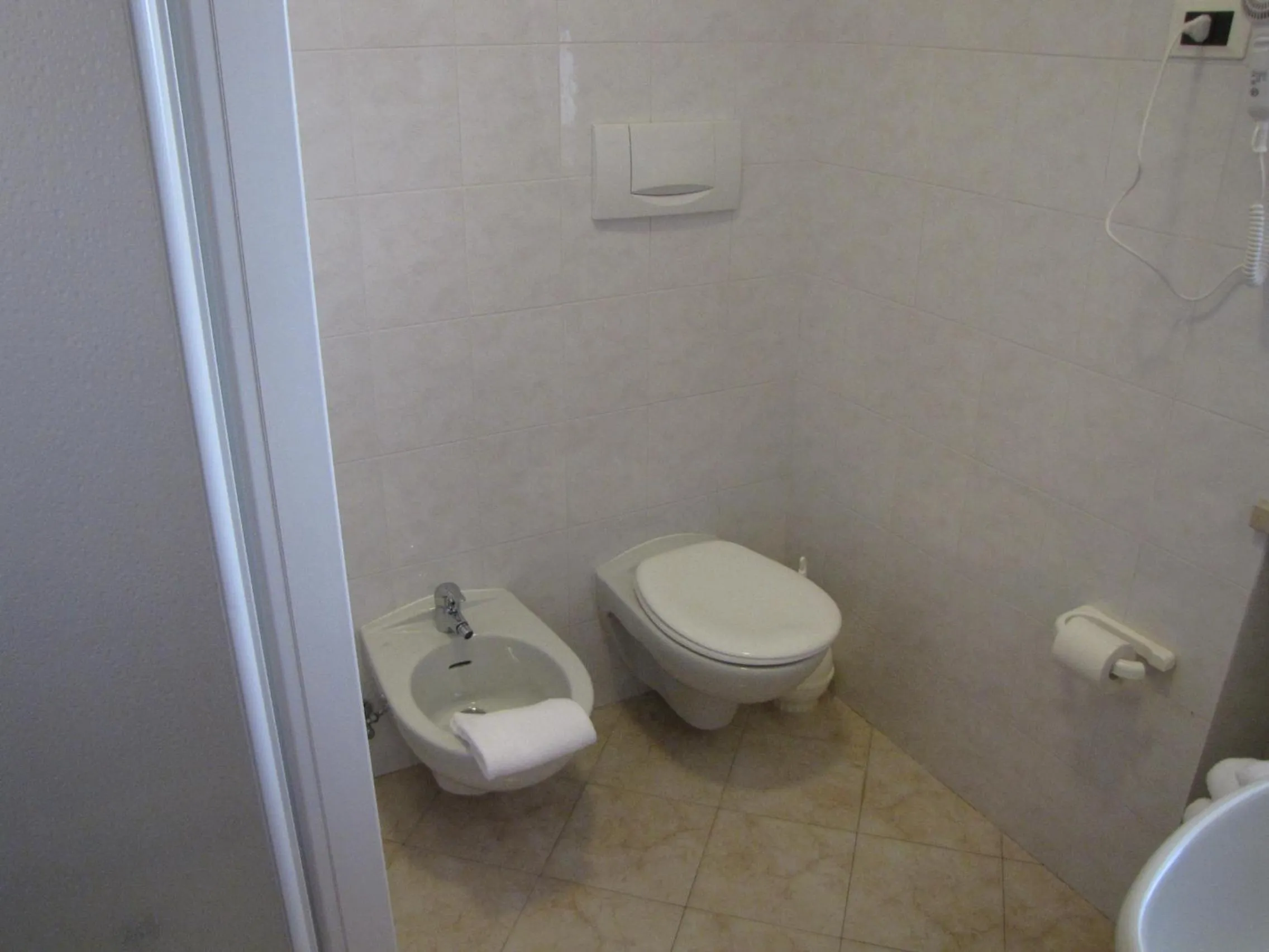 Toilet in Residence Villa Margherita