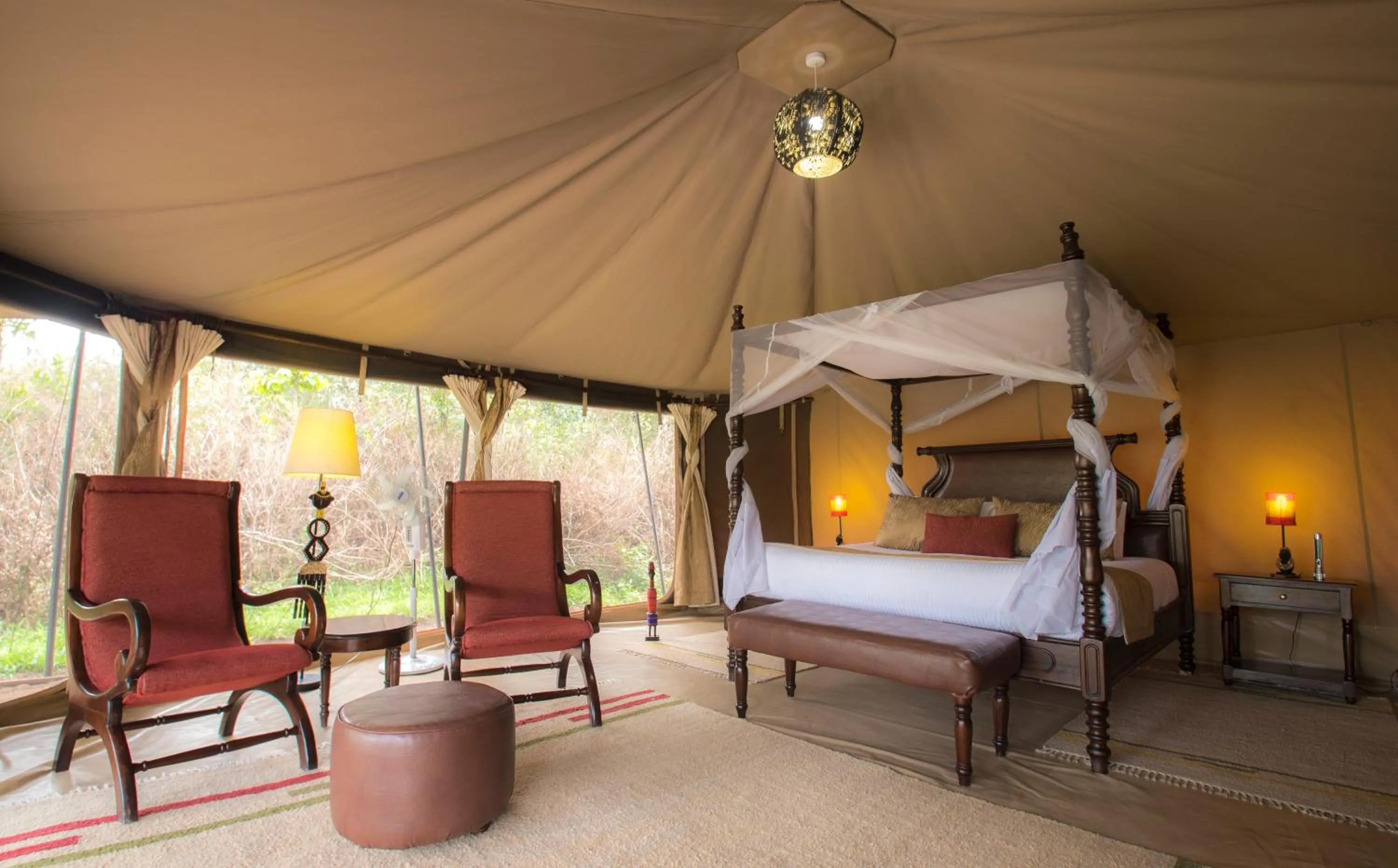 Bed in Mara Ngenche Safari Camp - Maasai Mara National Reserve