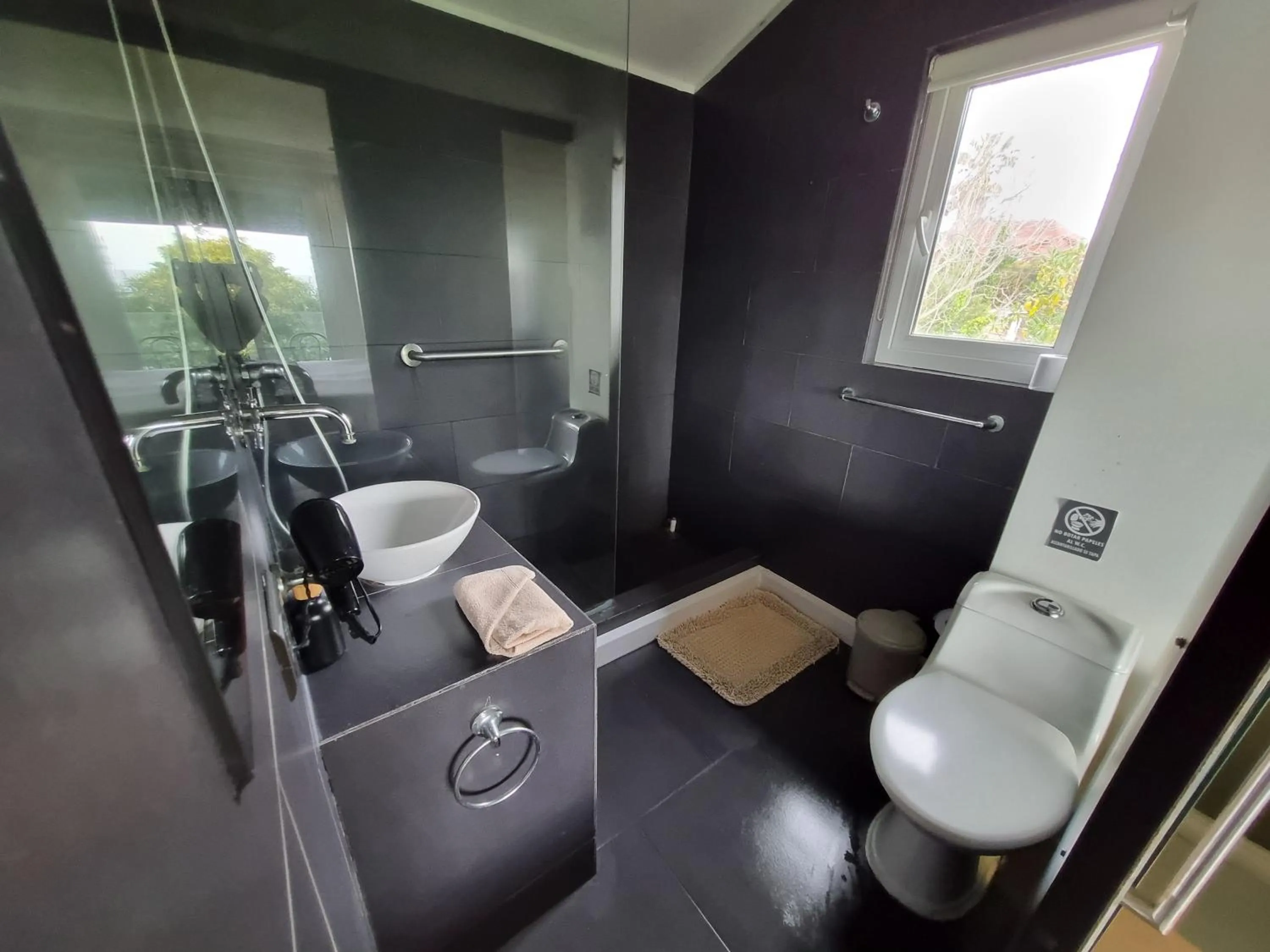 Shower in Winery Hotel Boutique