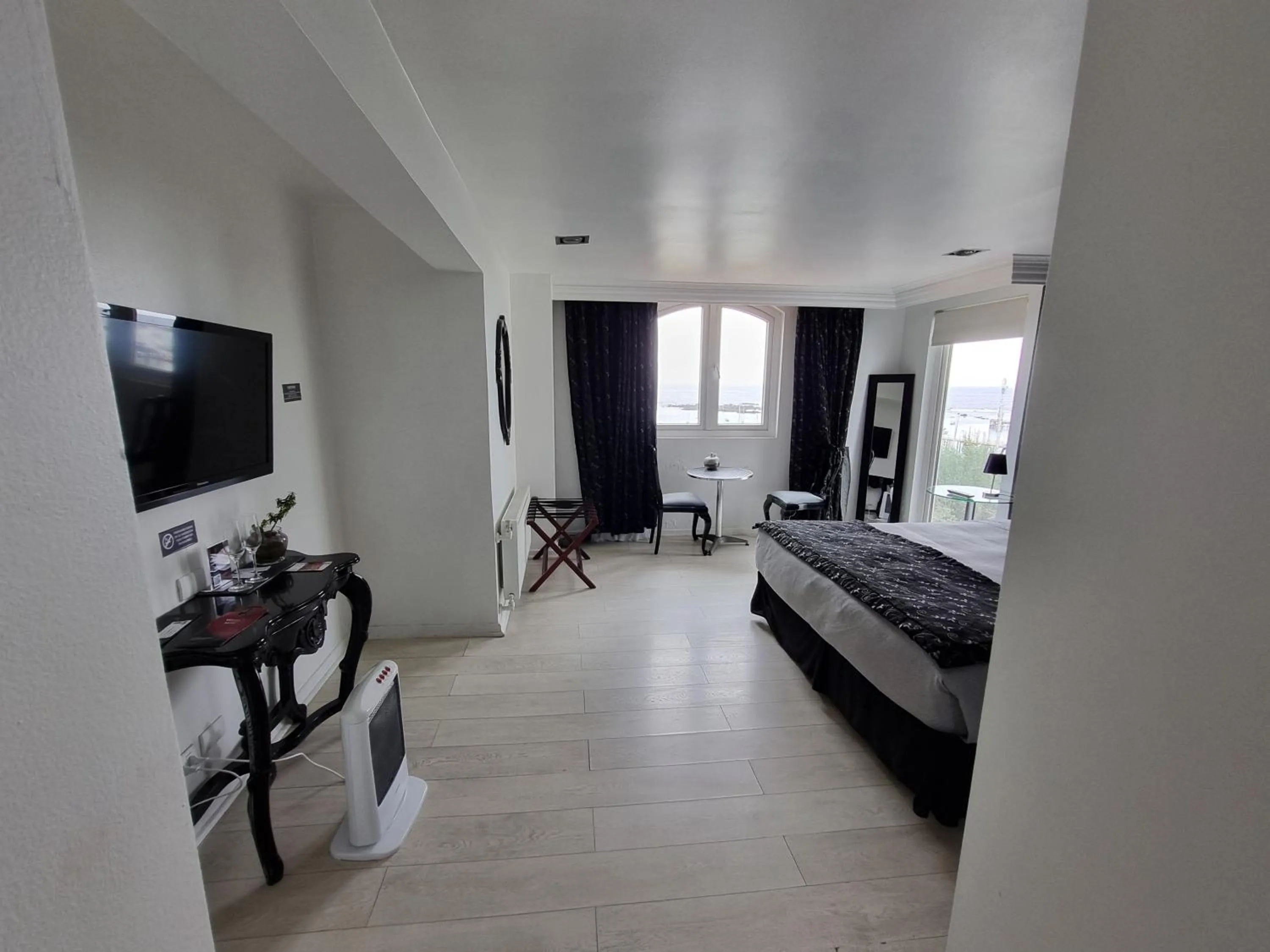 Bed in Winery Hotel Boutique