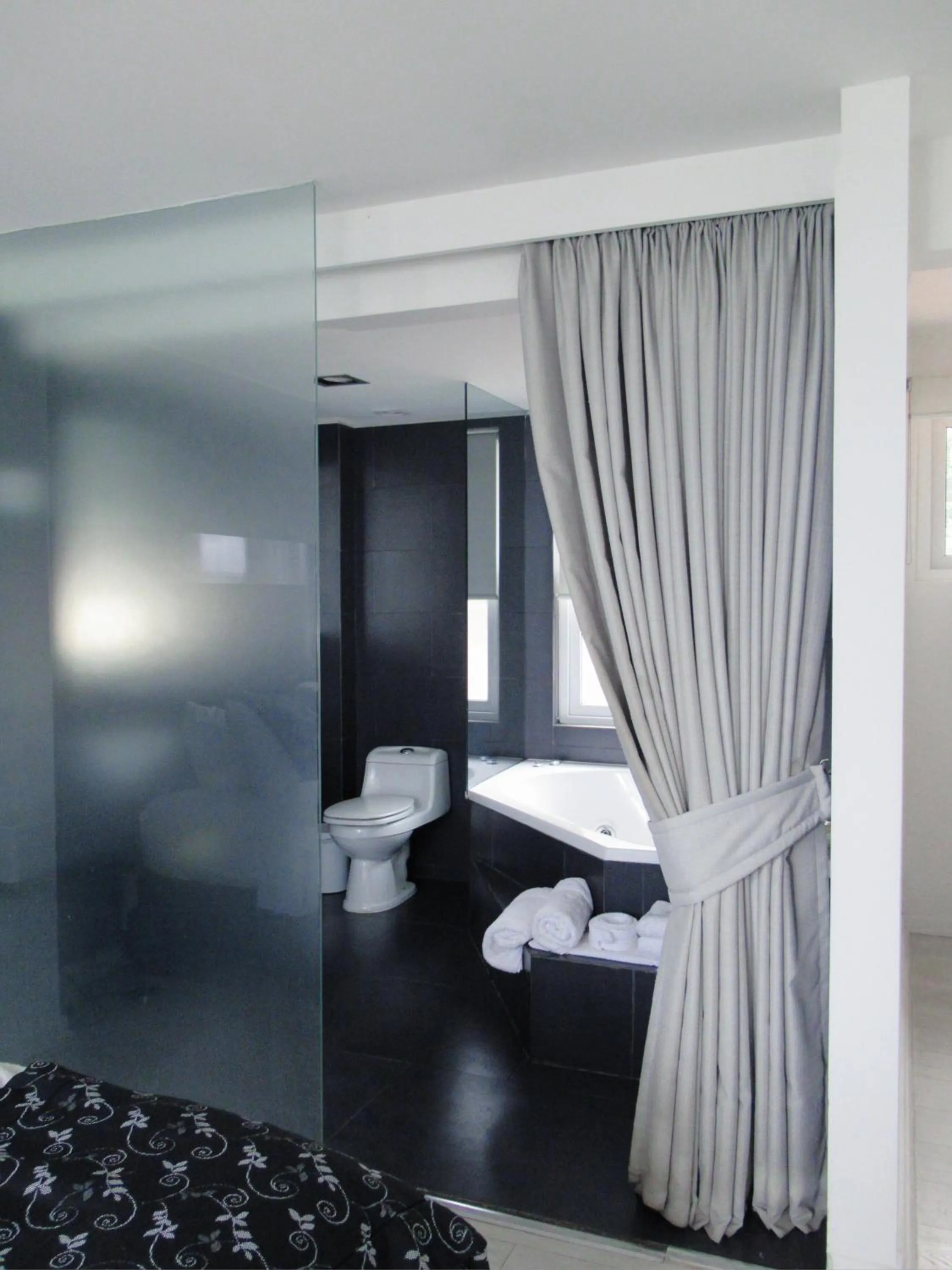 Bathroom, Bed in Winery Hotel Boutique