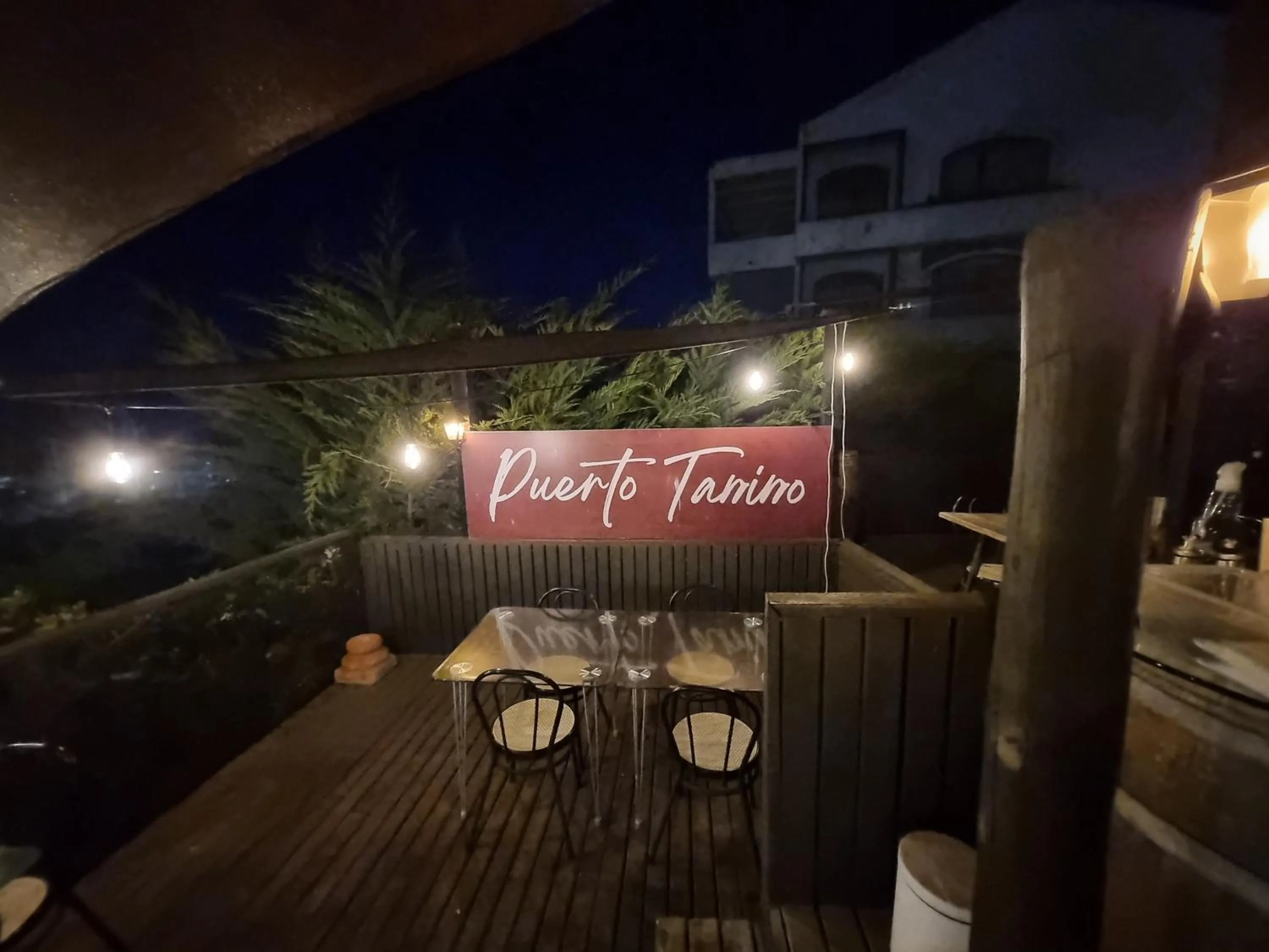 Restaurant/places to eat in Winery Hotel Boutique