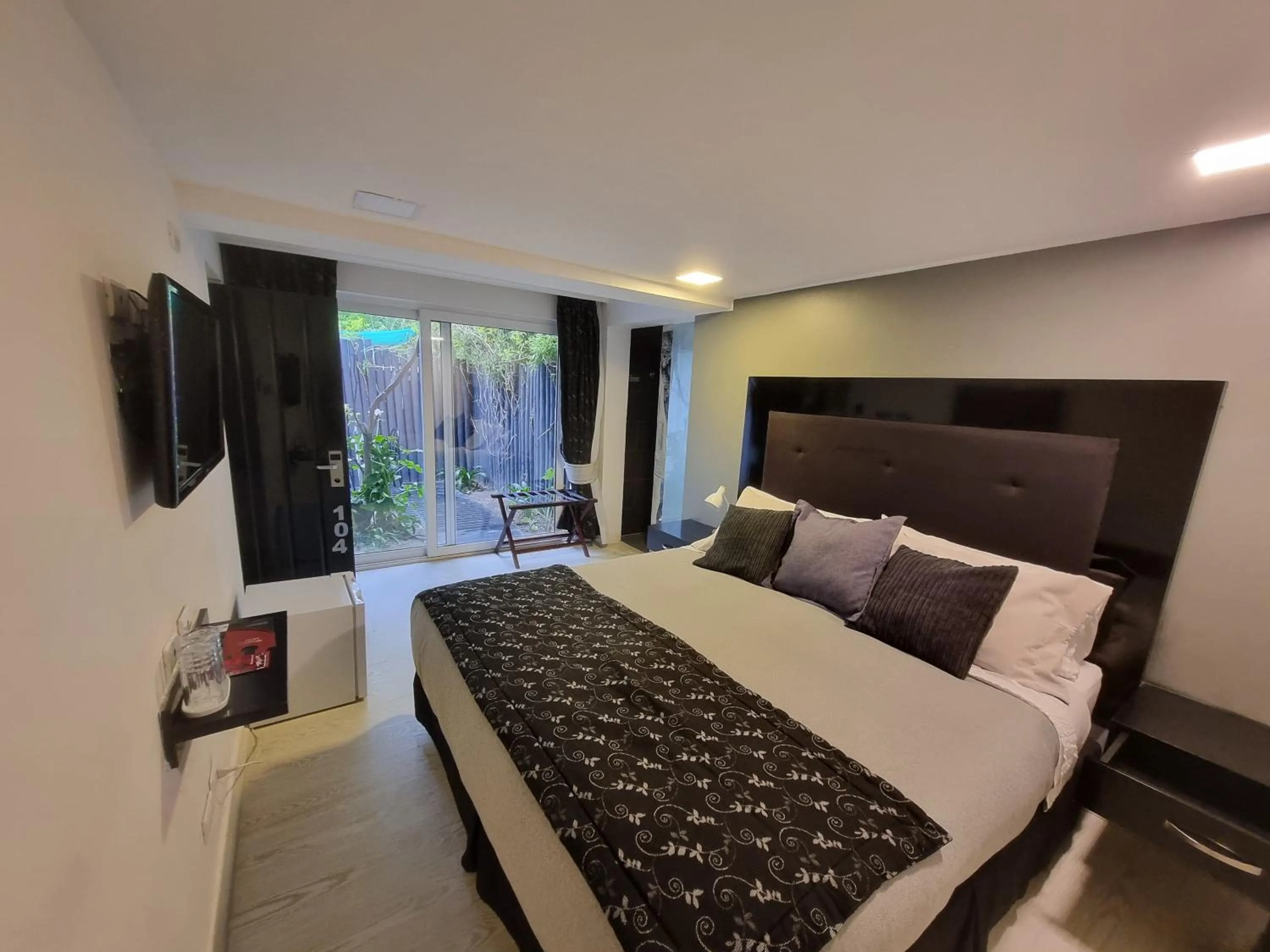 Bed in Winery Hotel Boutique