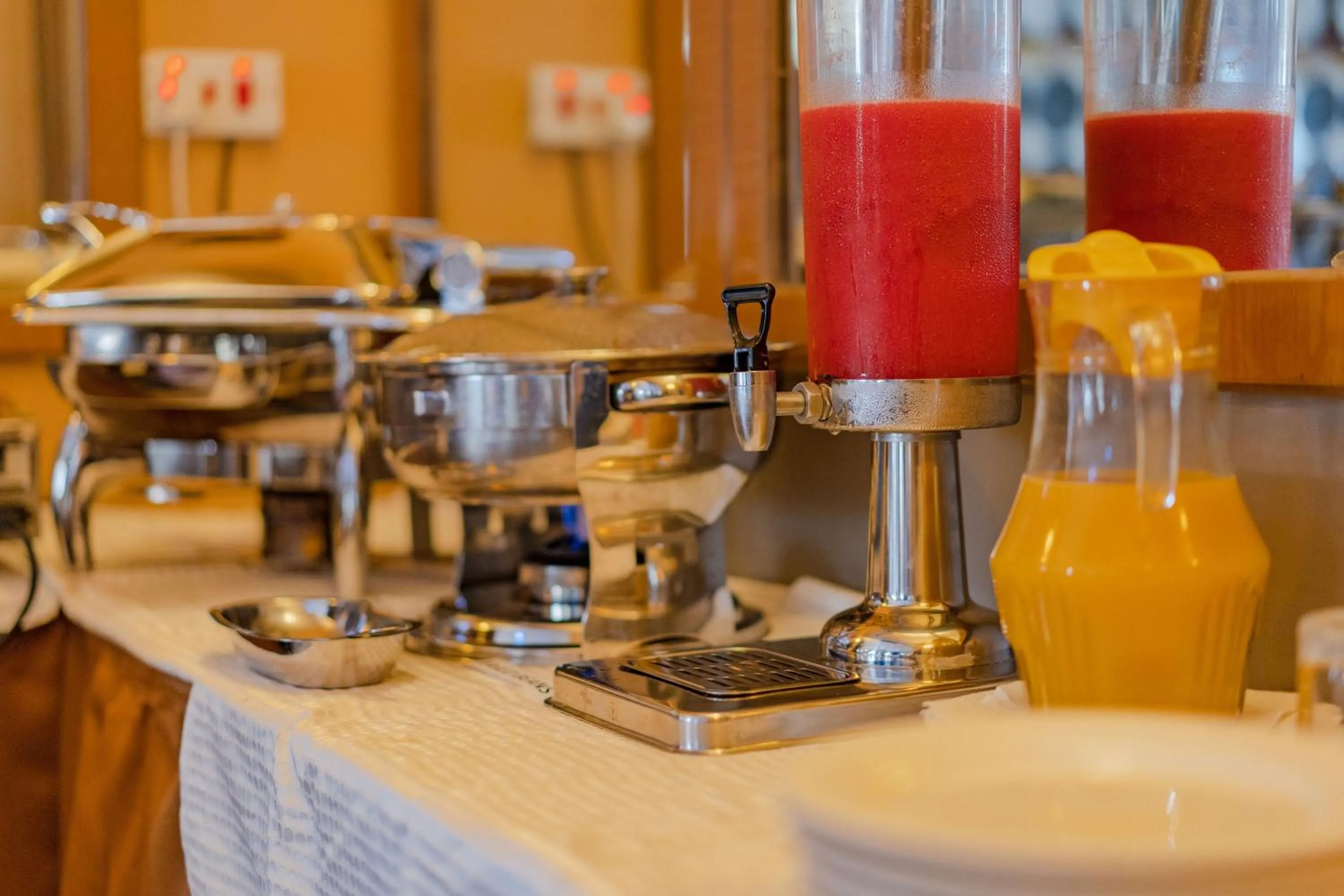 Restaurant/places to eat in The Amariah Hotel & Apartments Mikocheni