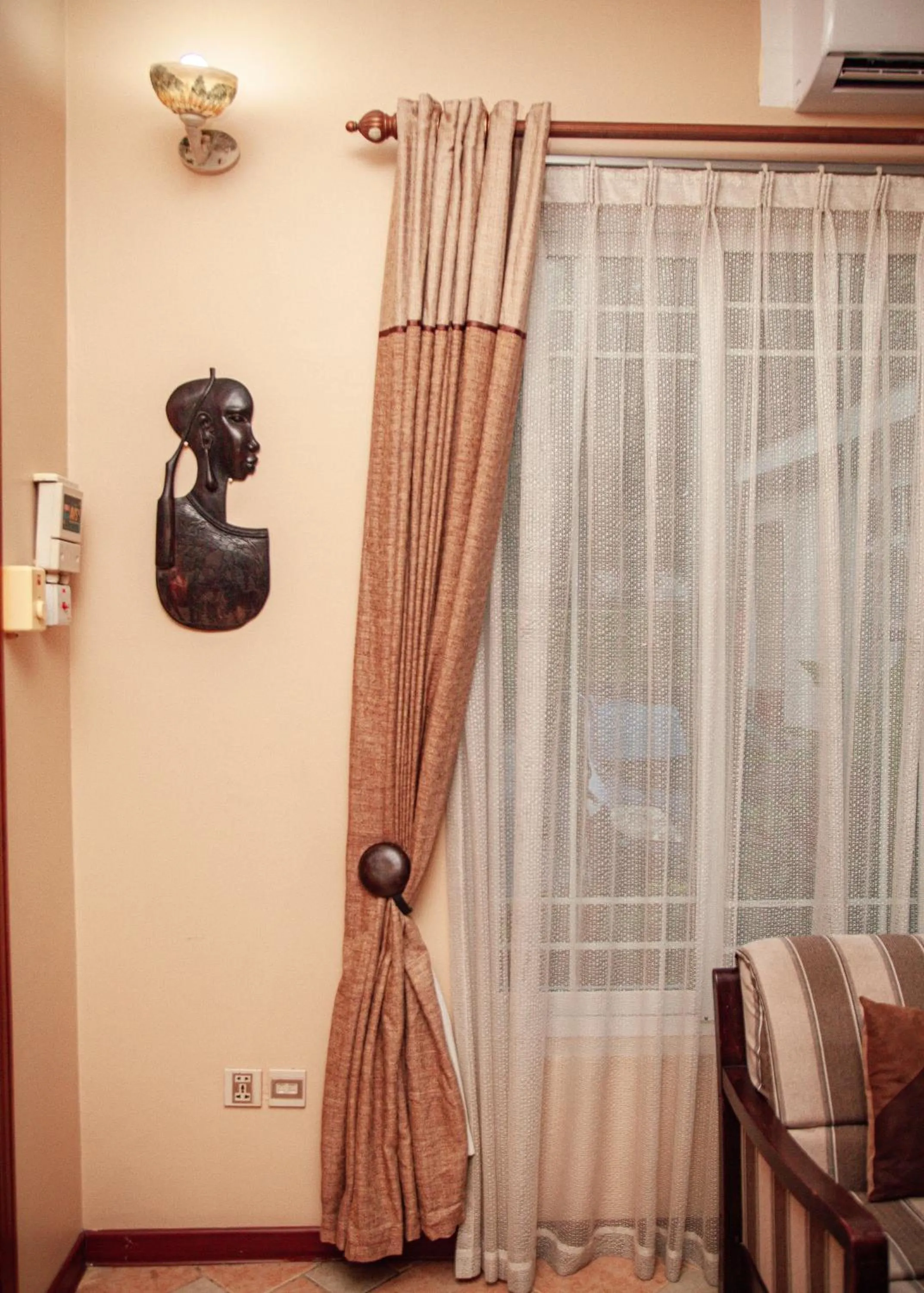 Decorative detail in The Amariah Hotel & Apartments Mikocheni