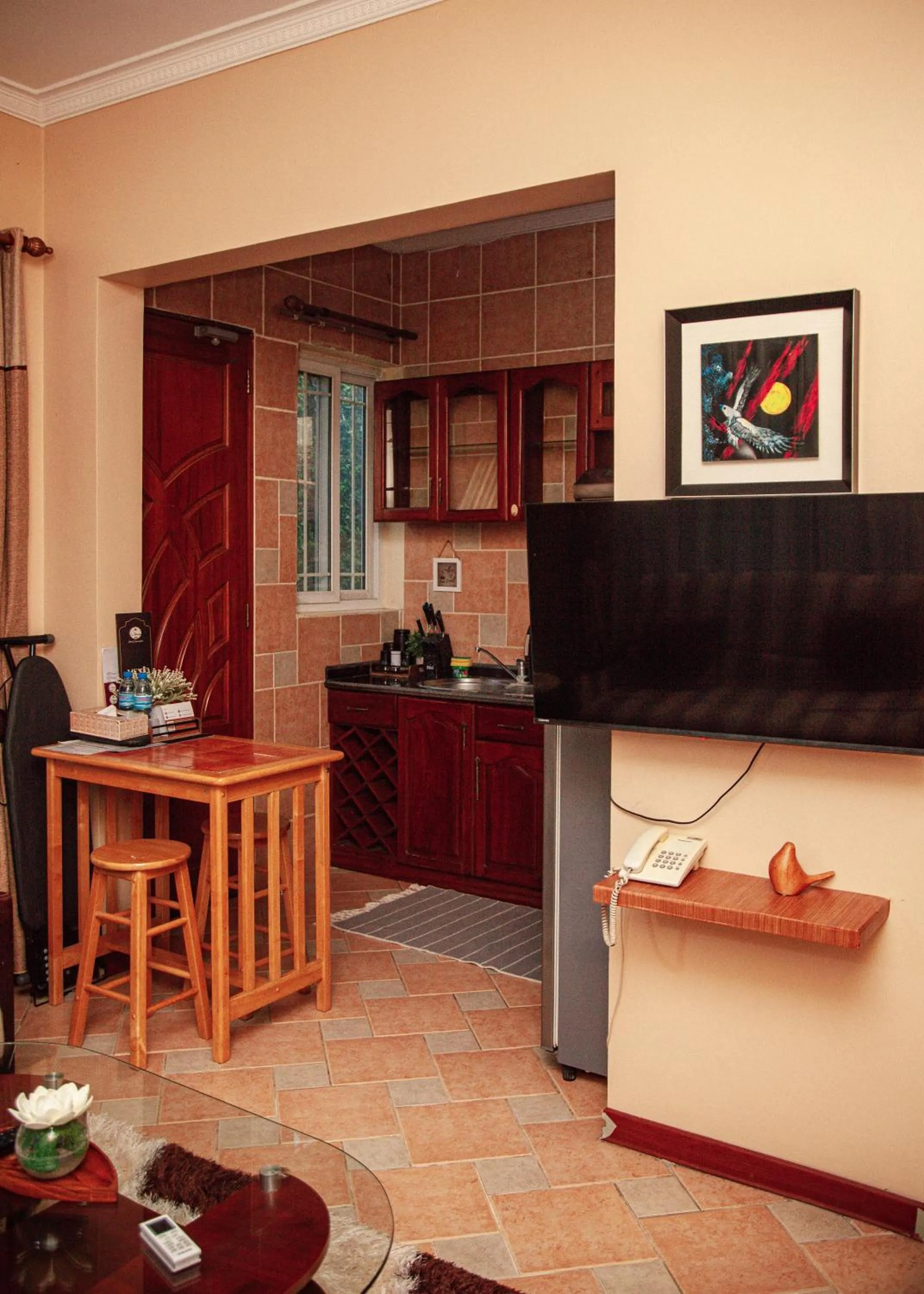 Kitchen or kitchenette in The Amariah Hotel & Apartments Mikocheni