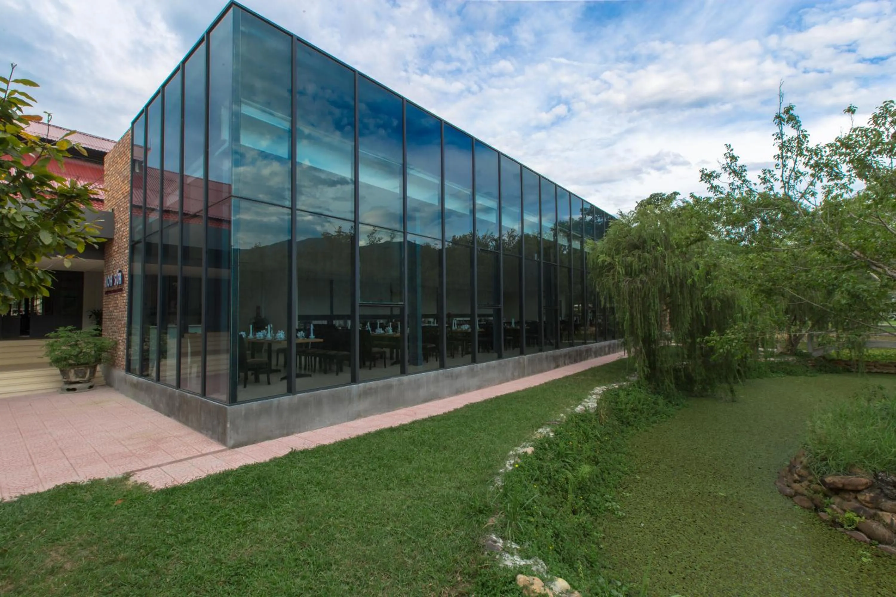 Restaurant/places to eat in Thanh Tan Hot Springs By Fusion