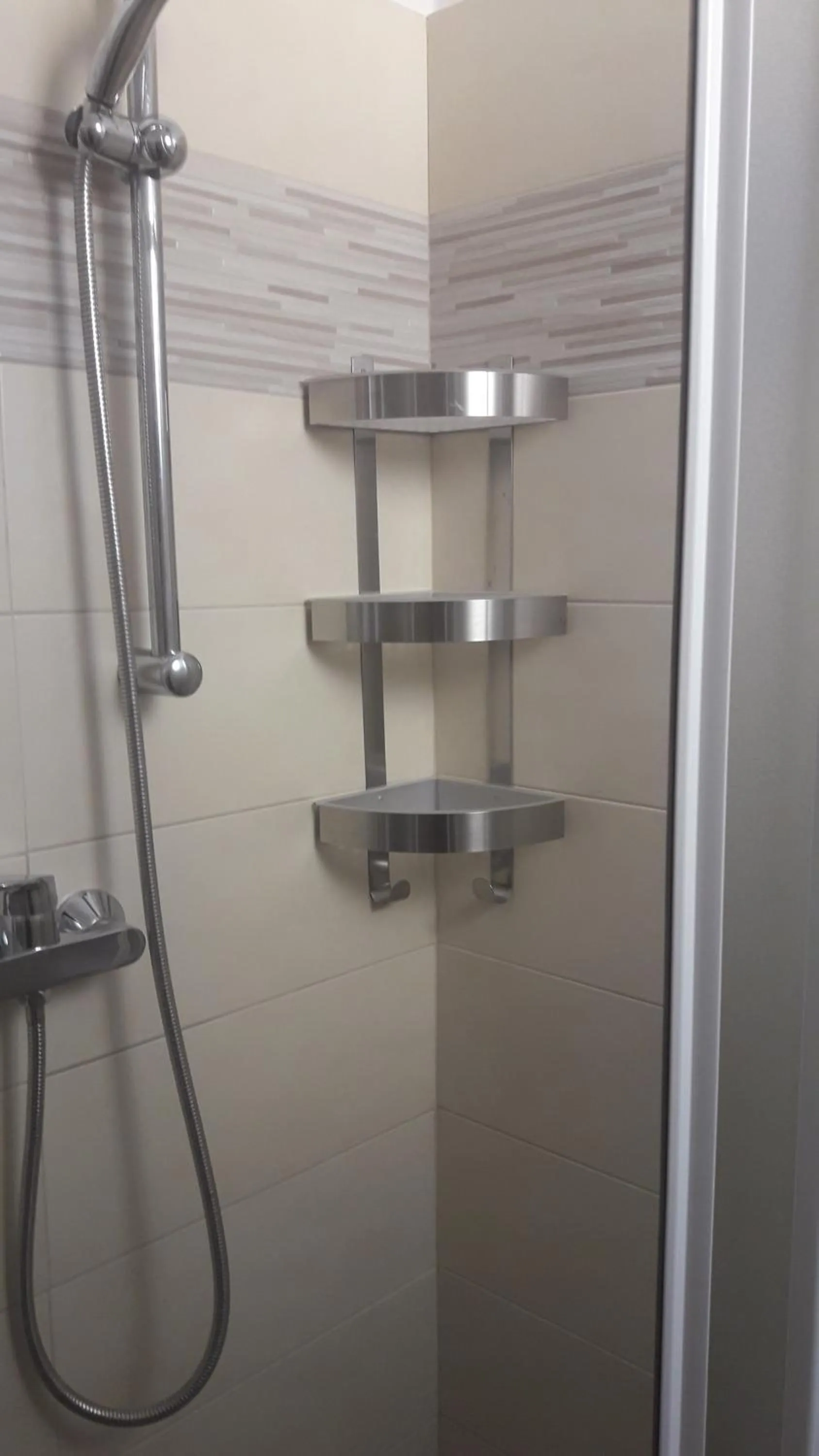 Shower in Hotel Imperiale